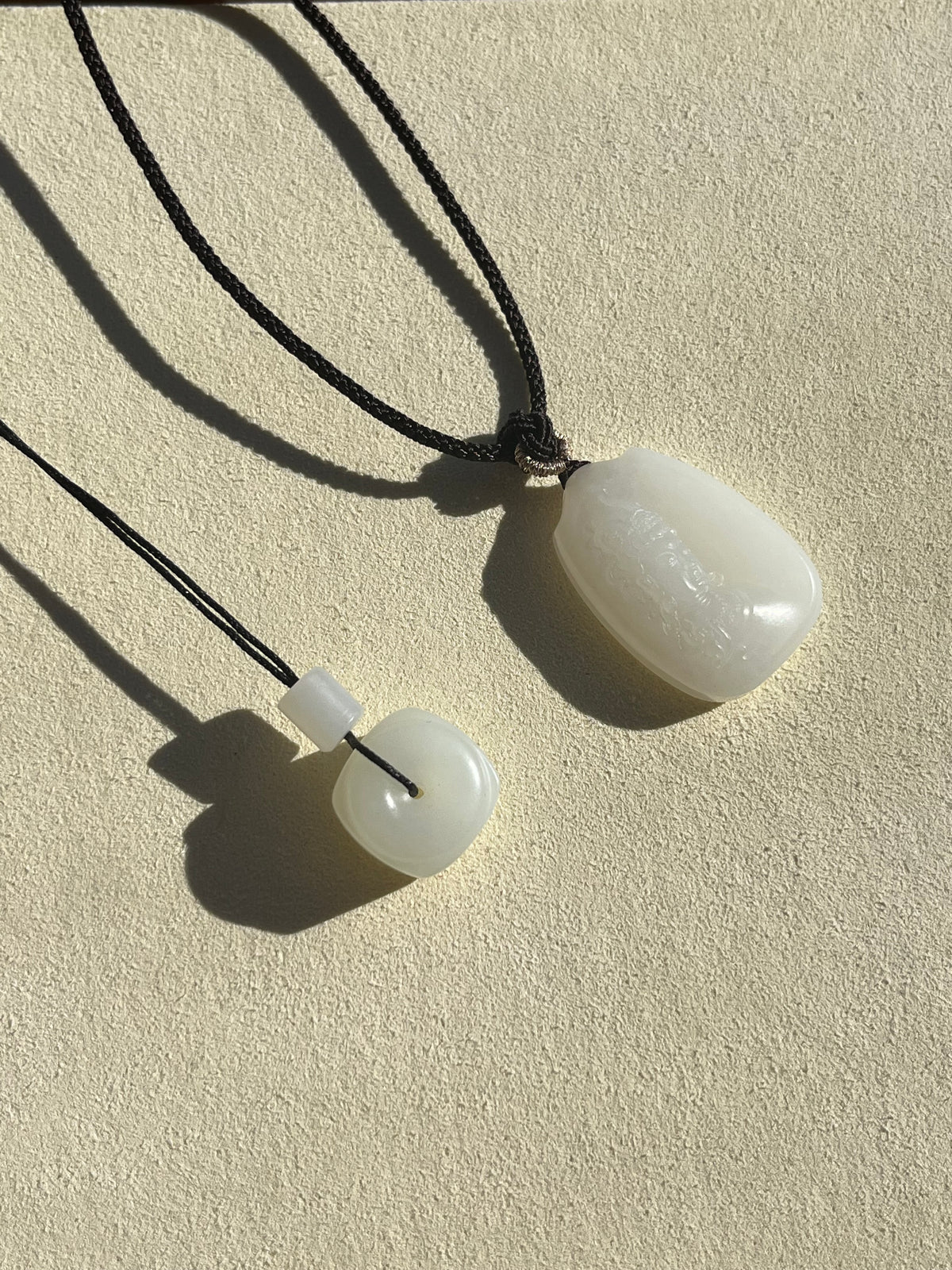 Small Mutton Fat Safety Buckle, PI Pendant | 新疆羊脂白小平安方扣