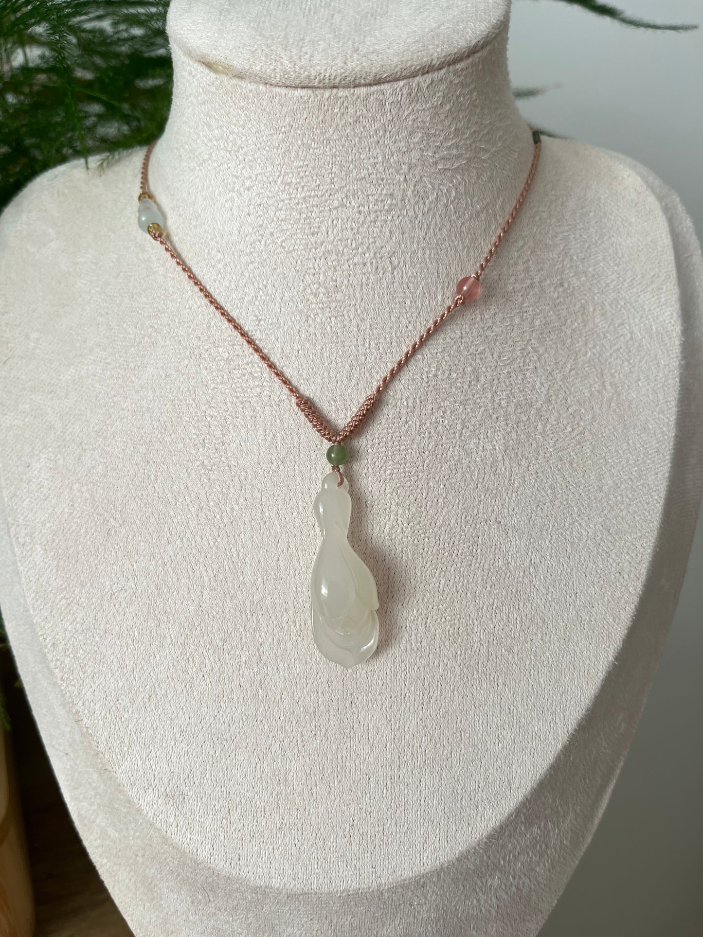 Hand Carved Icy Pink Hetian Jade Magnolia | 手雕和田冰粉玉兰