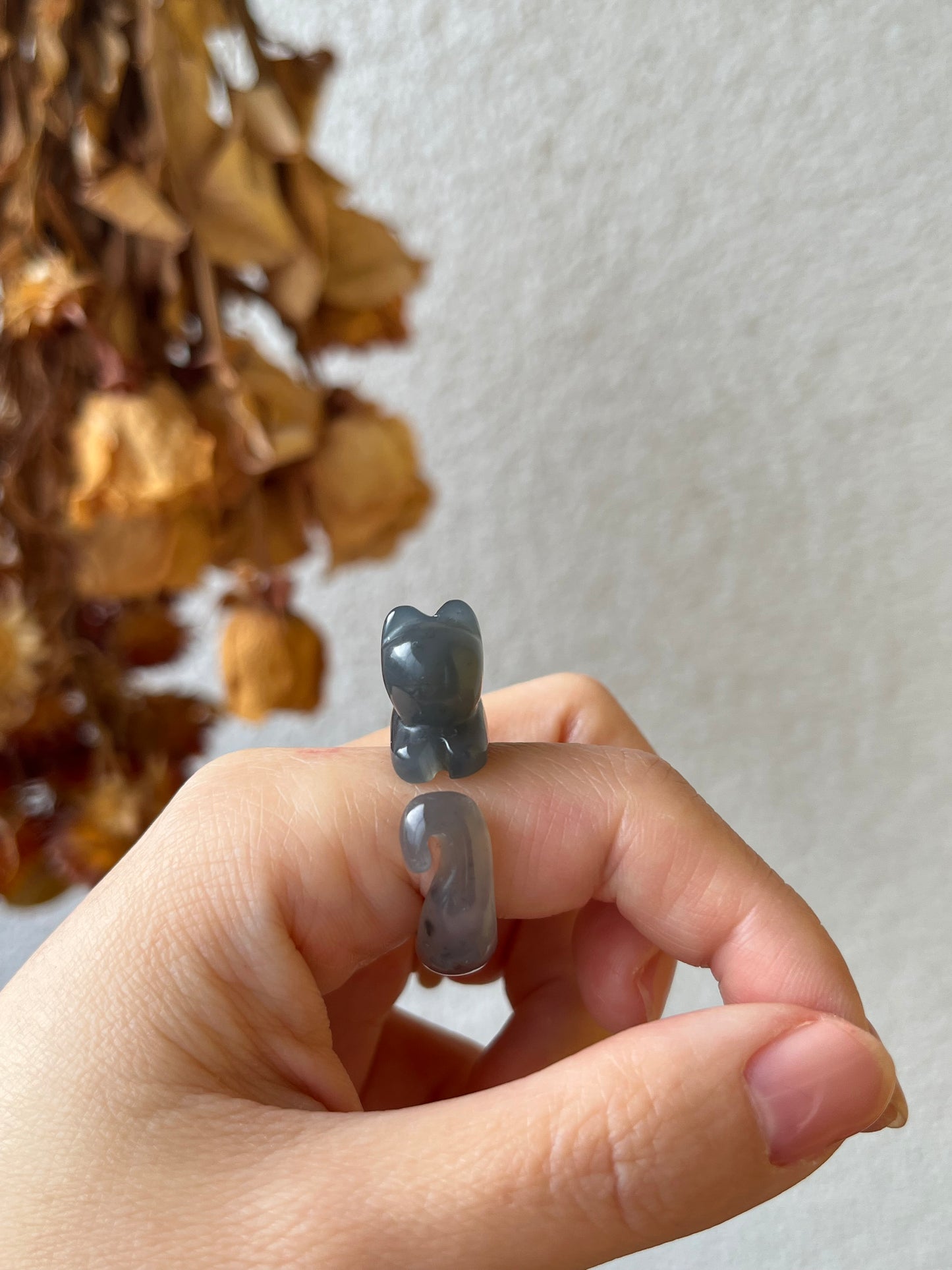 Hand Carved Xiu Jade Rings | 手雕岫玉戒圈