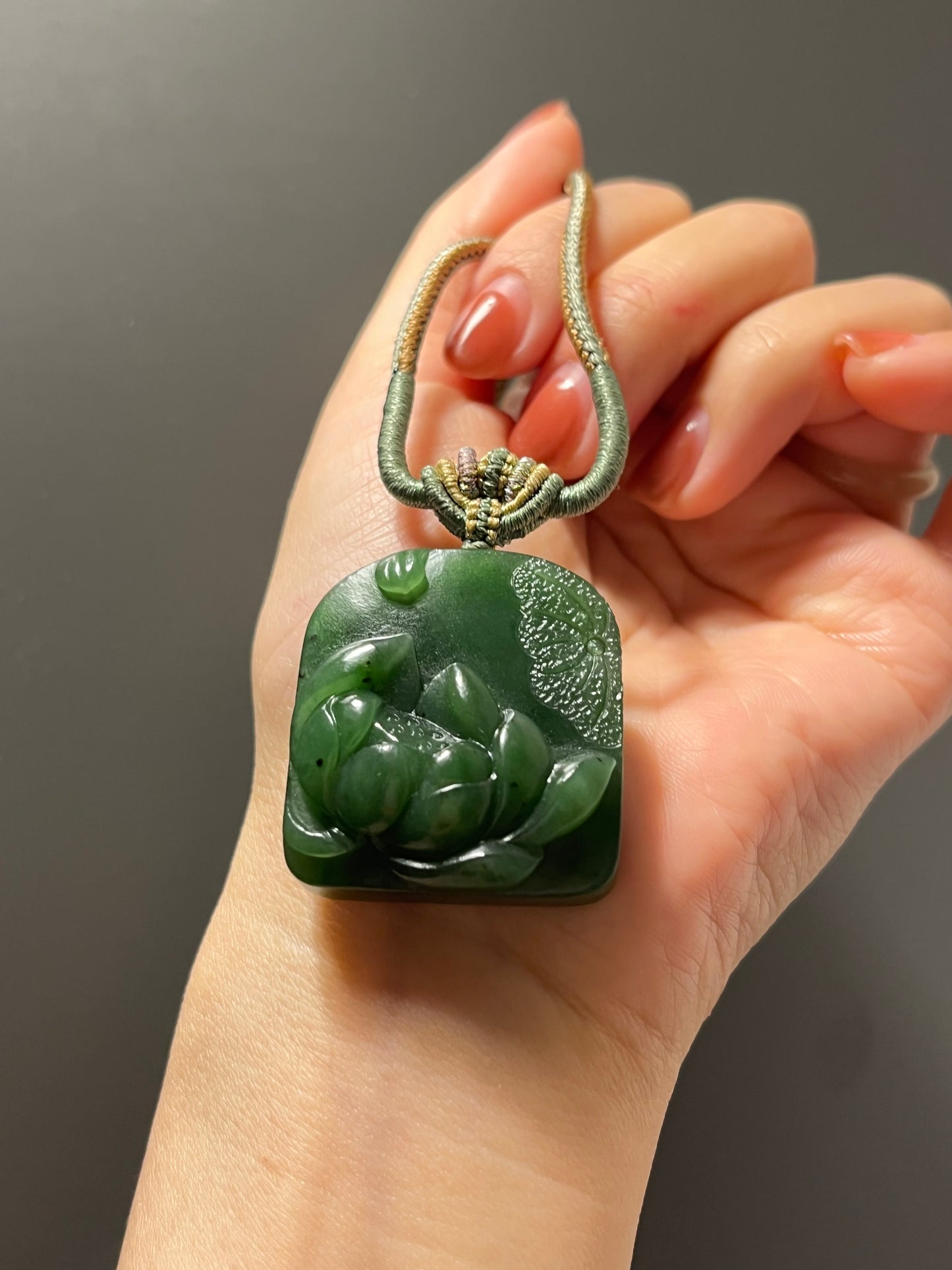 Hand Carved Green Hetian Jade Lotus Pendant | 和田老矿碧玉荷花牌