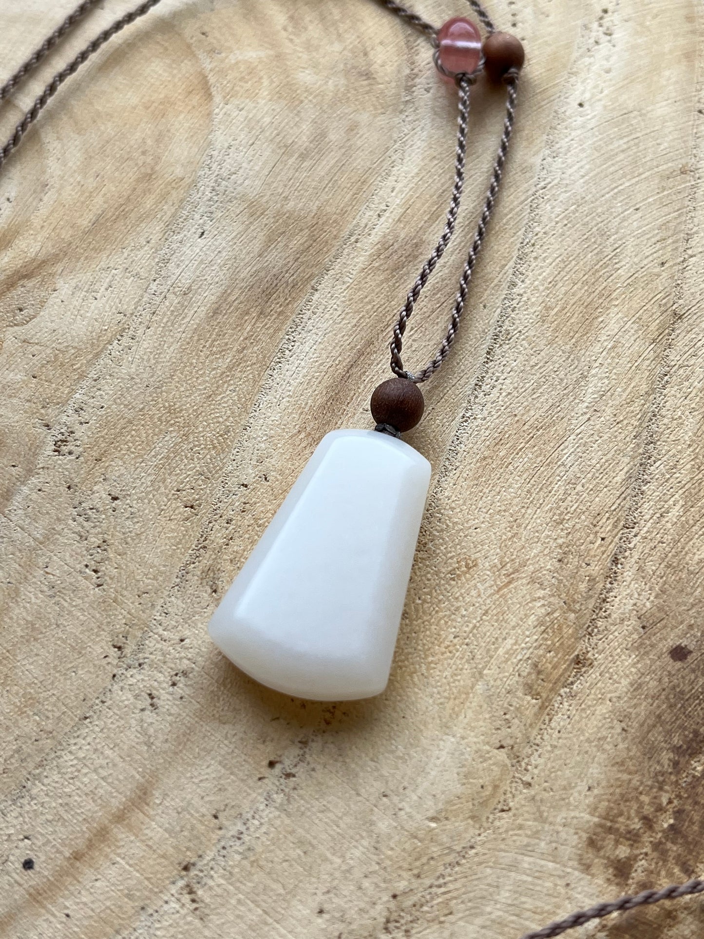 Mutton Fat Creamy White Jade Small Flat Pendant, 俄糯白小无事牌