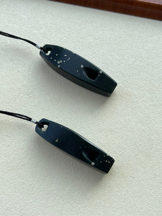 Dark Green Hetian Jade Whistle | 新疆和田黑青口哨