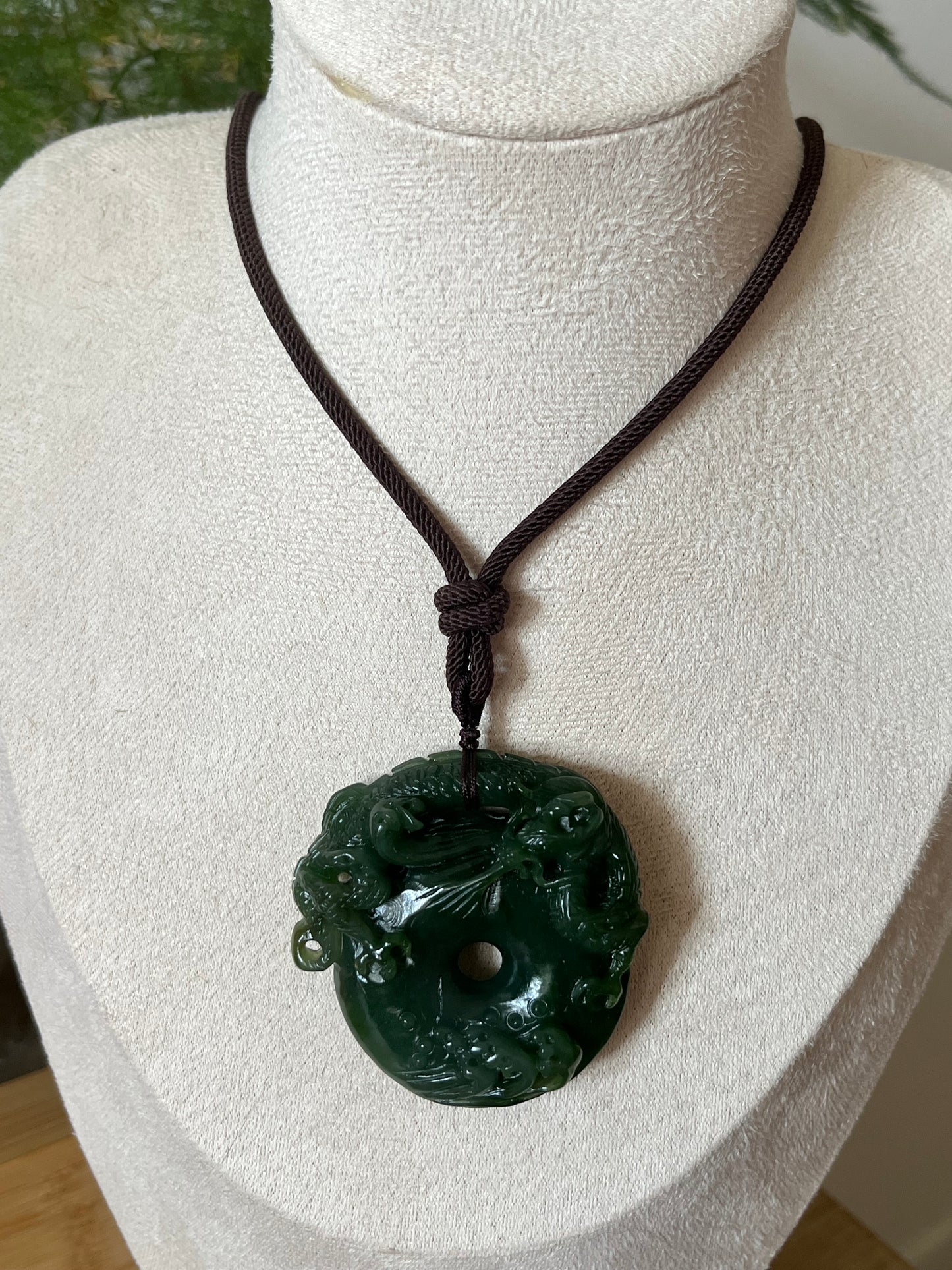 Hand Carved Green Hetian Jade Chinese Dragon | 手雕碧玉龙玉佩
