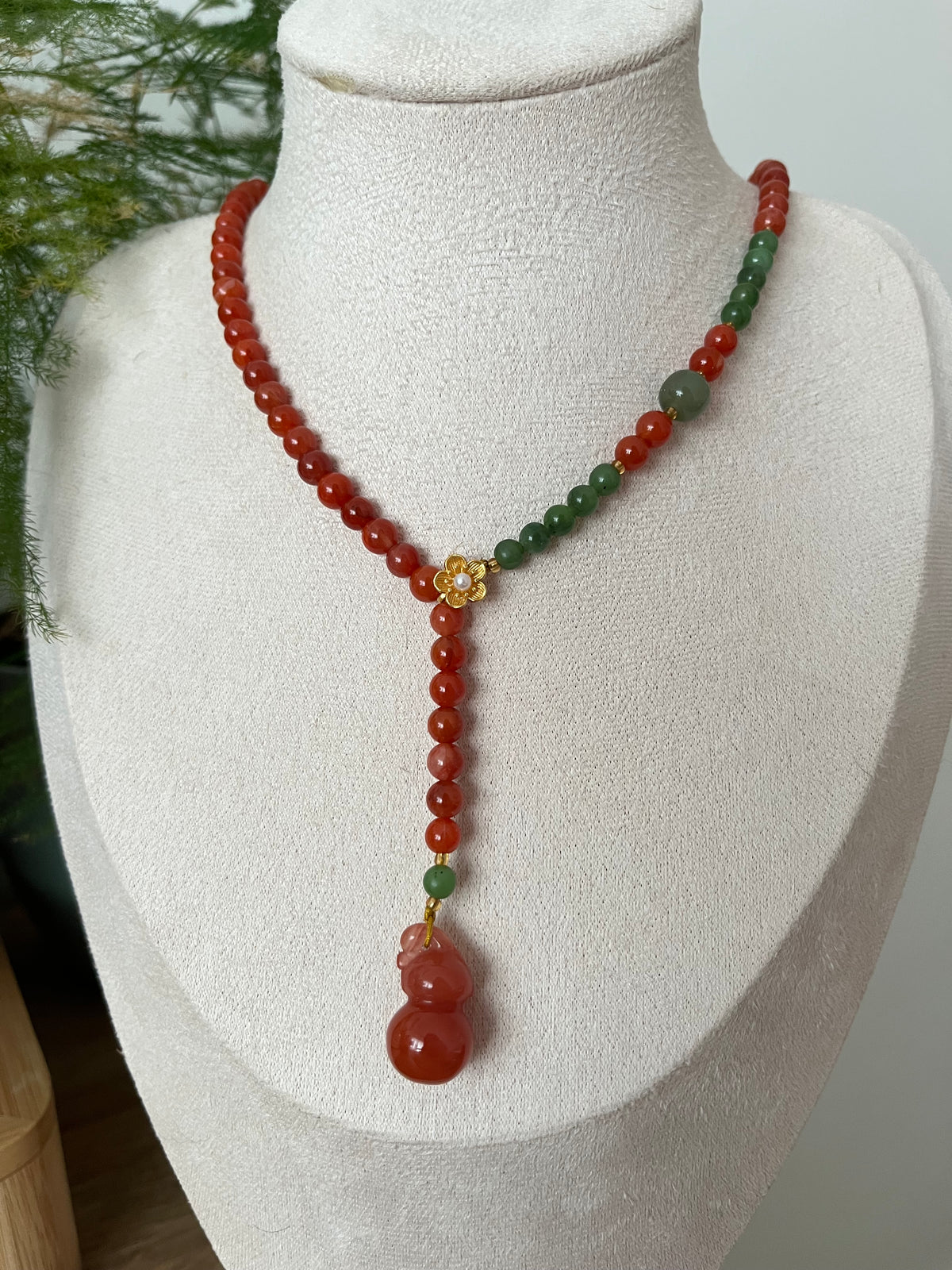 6mm Nanhong Agate and Green Hetian Jade Beaded Necklace