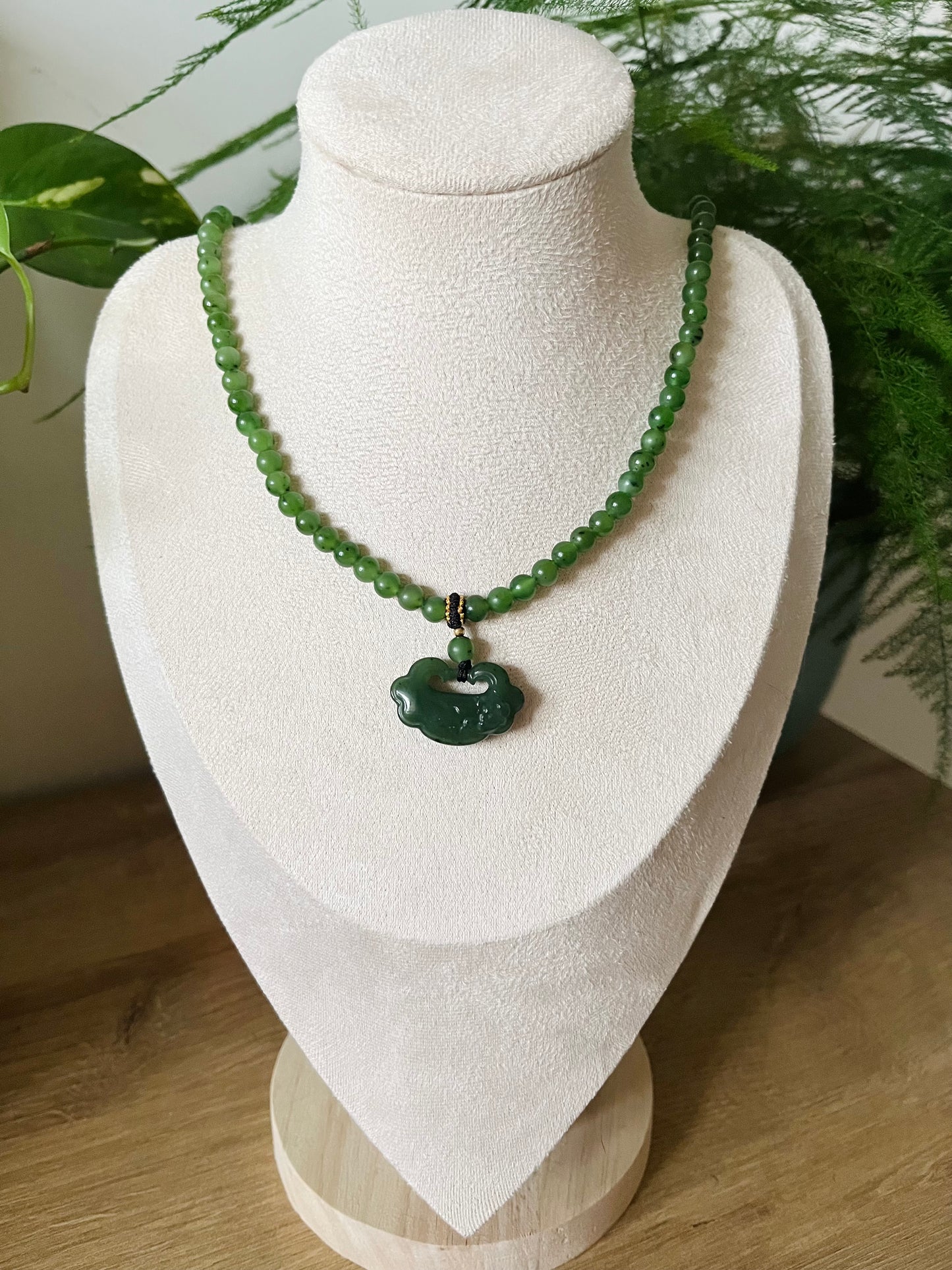 Multi-function Green Hetian Jade Beads (6mm) Beaded Bracelet with a Green Hetian Jade Ruyi, 碧玉如意吊坠