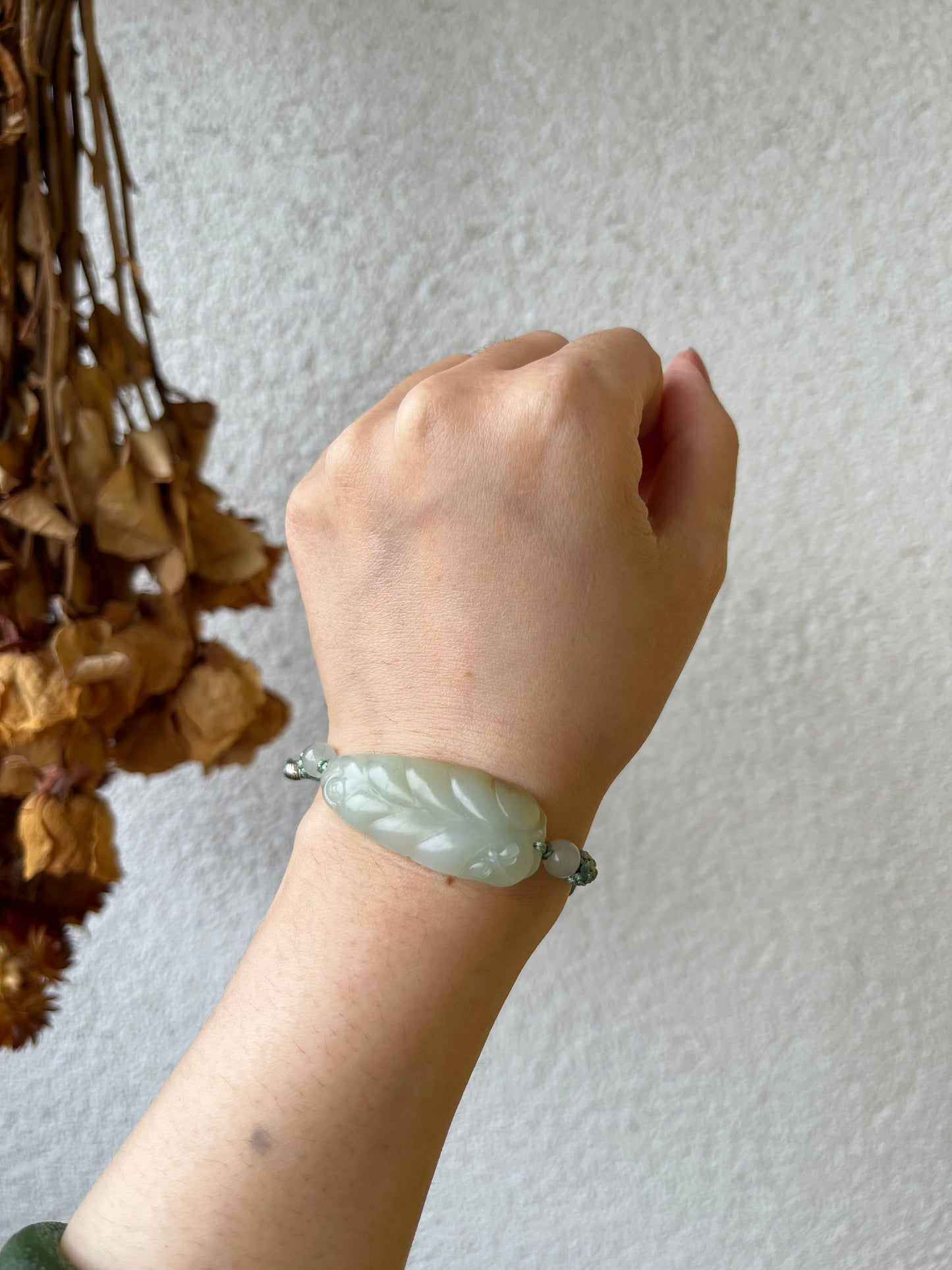 Handmade Bracelet with A Hand Carved Hetian Jade Leaf Pendant