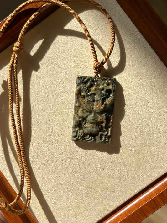 Xiu Jade Dragon Pendant | 岫玉龙牌