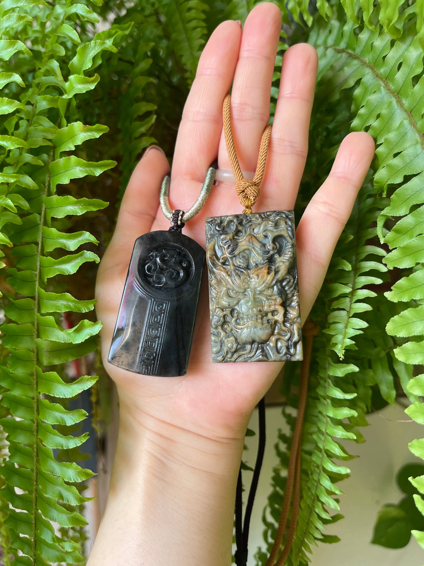 Xiu Jade Dragon Pendant | 岫玉水墨龙牌