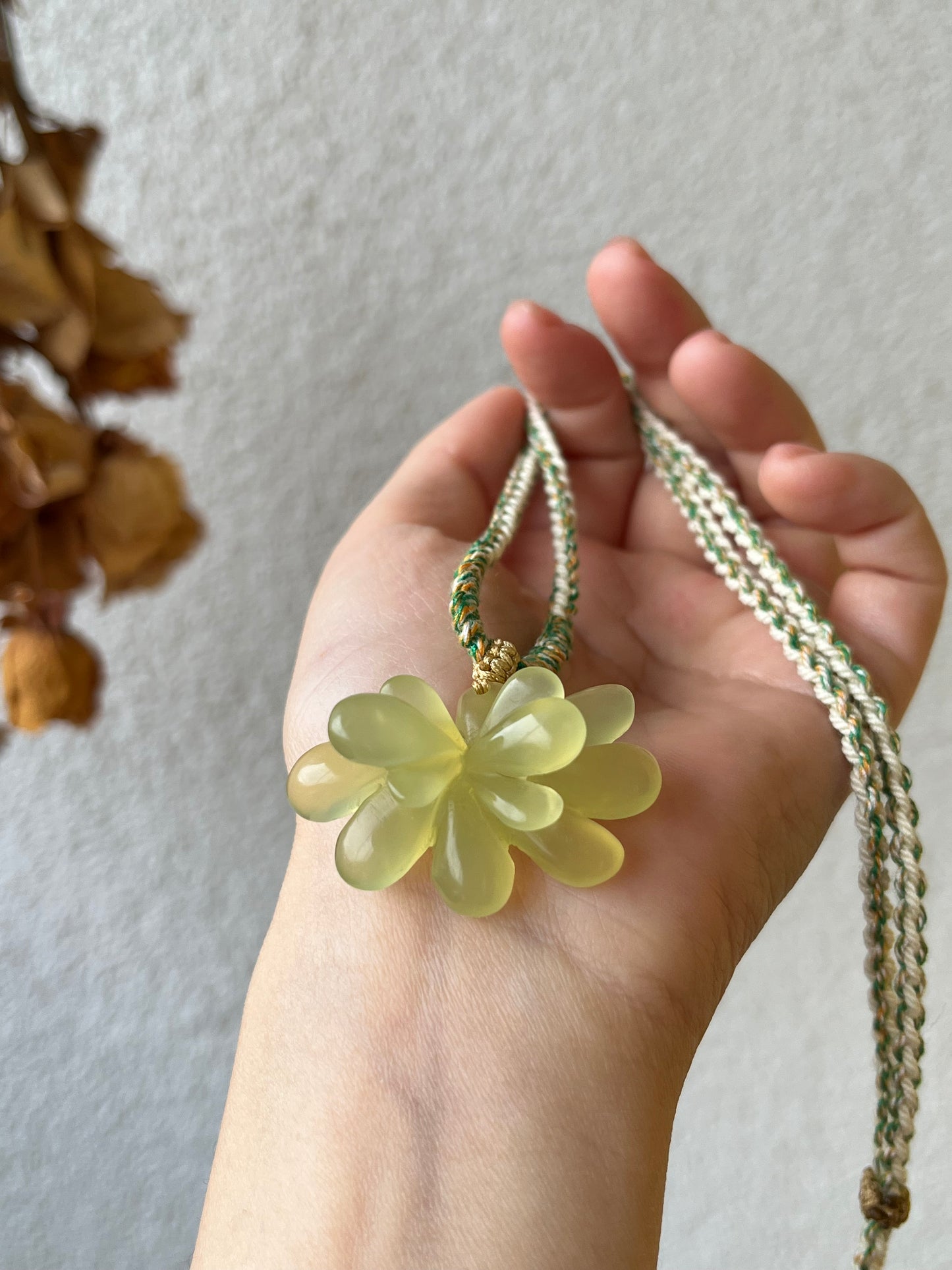 Hand Craved Icy Green Xiu Jade Succulent Pendant | 手雕冰透岫玉多肉