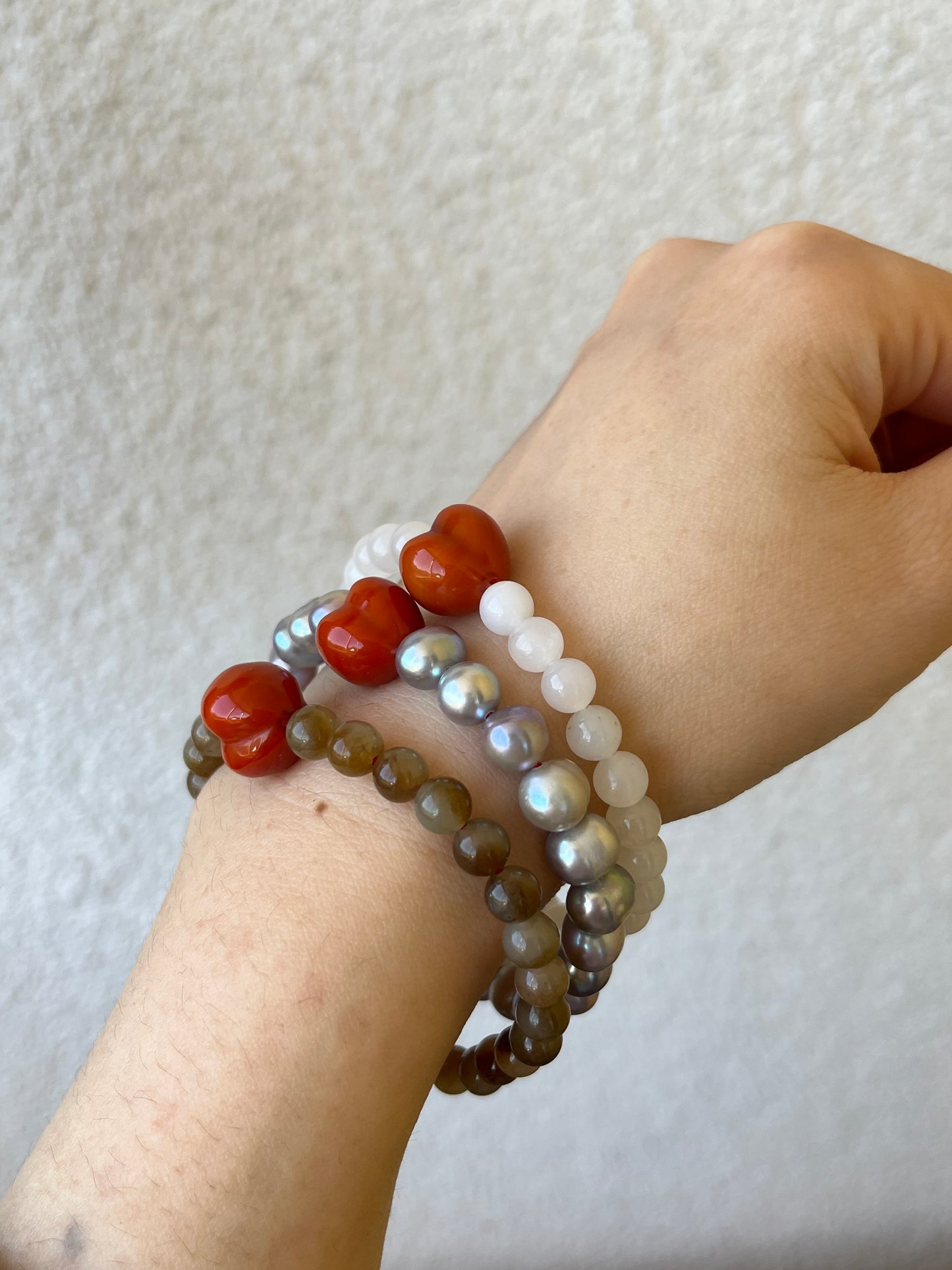 Bracelets with Red Agate Heart | 红玛瑙屁桃手串