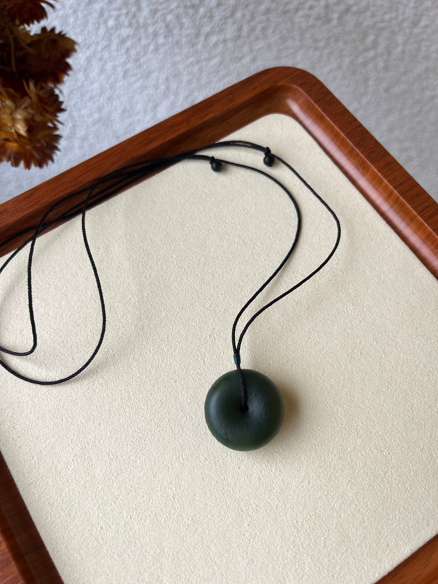 Antique-style Dark Green Hetian Jade Safety Clasp Pendant, PI pendant | 和田碧玉古风平安扣