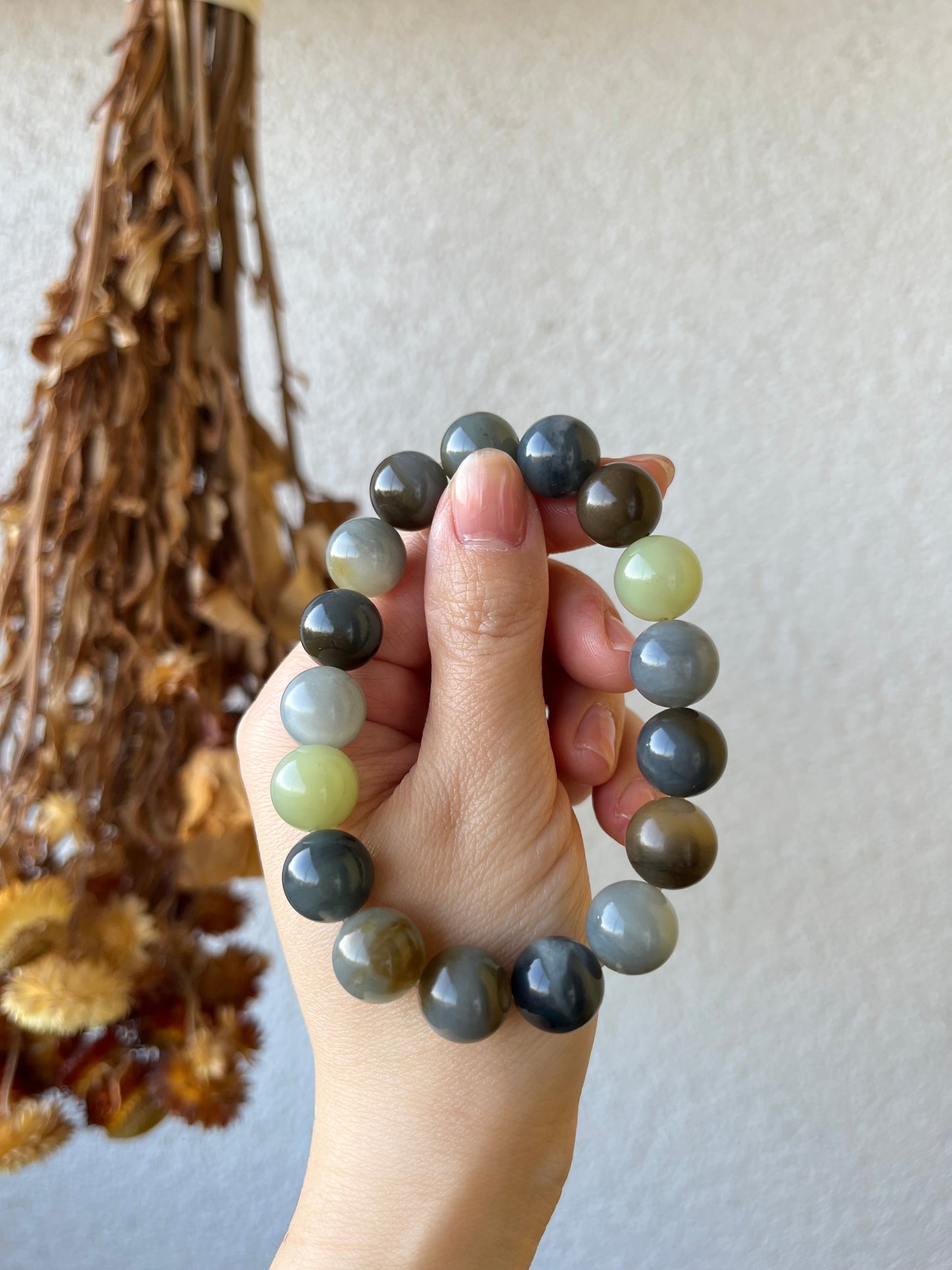 12mm Multi-Color Hetian Jade Beaded Bracelet | 和田楼兰三色手串