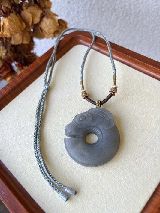 Smoky Purple Hetian Jade Pig Dragon Pendant