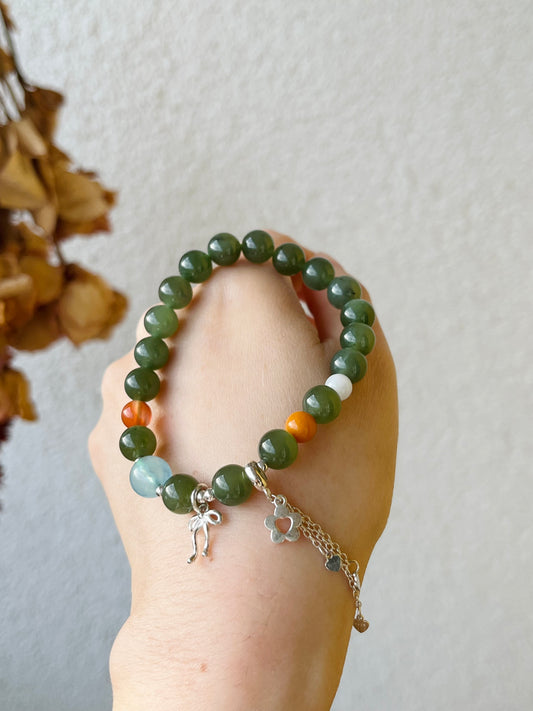 Green Hetian Jade Bracelet with 8mm Beads and S925 Sliver Accessories, 碧玉翡翠海蓝宝加银饰手串