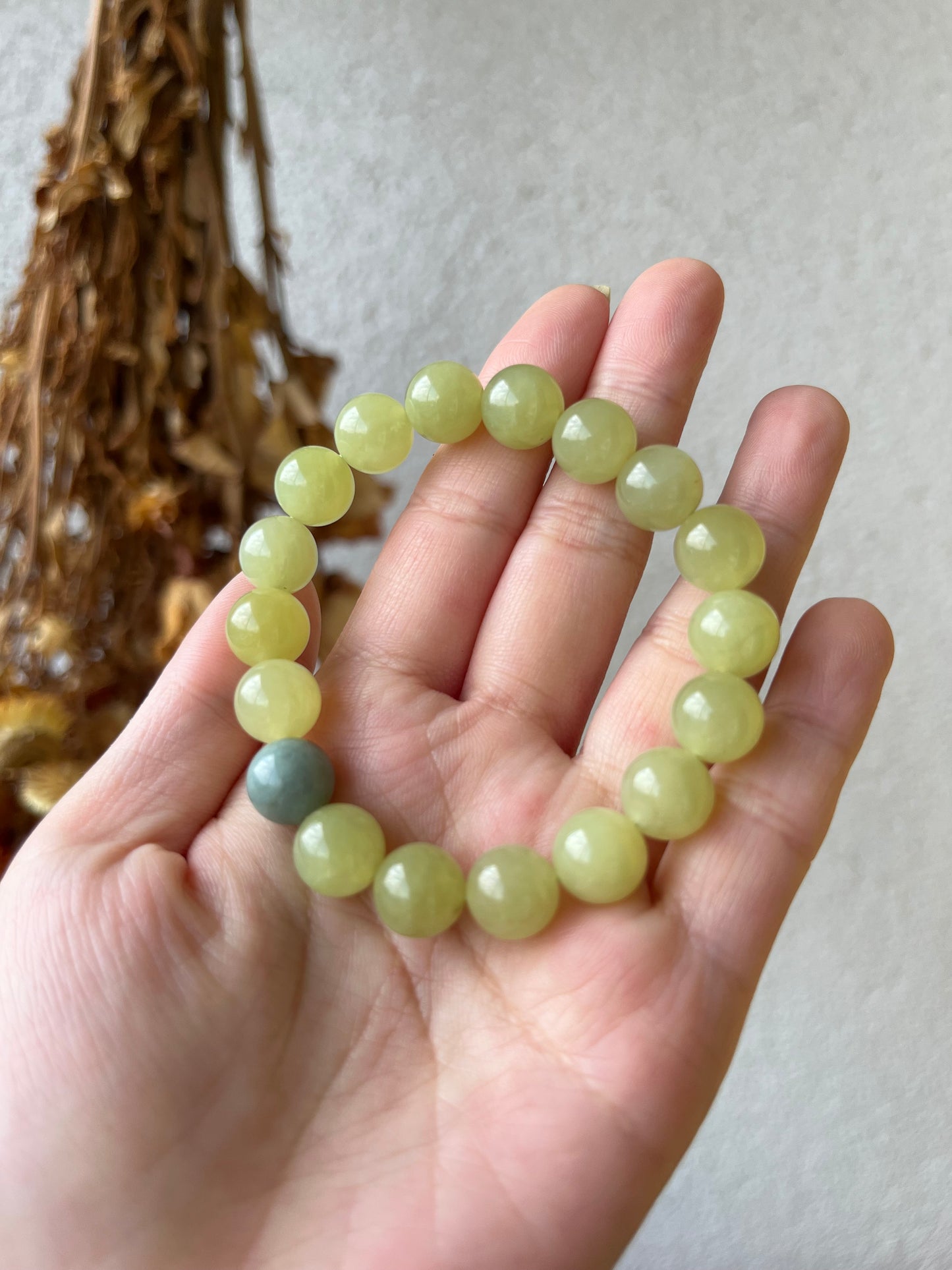 Yellow Hetian Jade Bracelet 10mm | 和田黄口带蓝皮珠手串