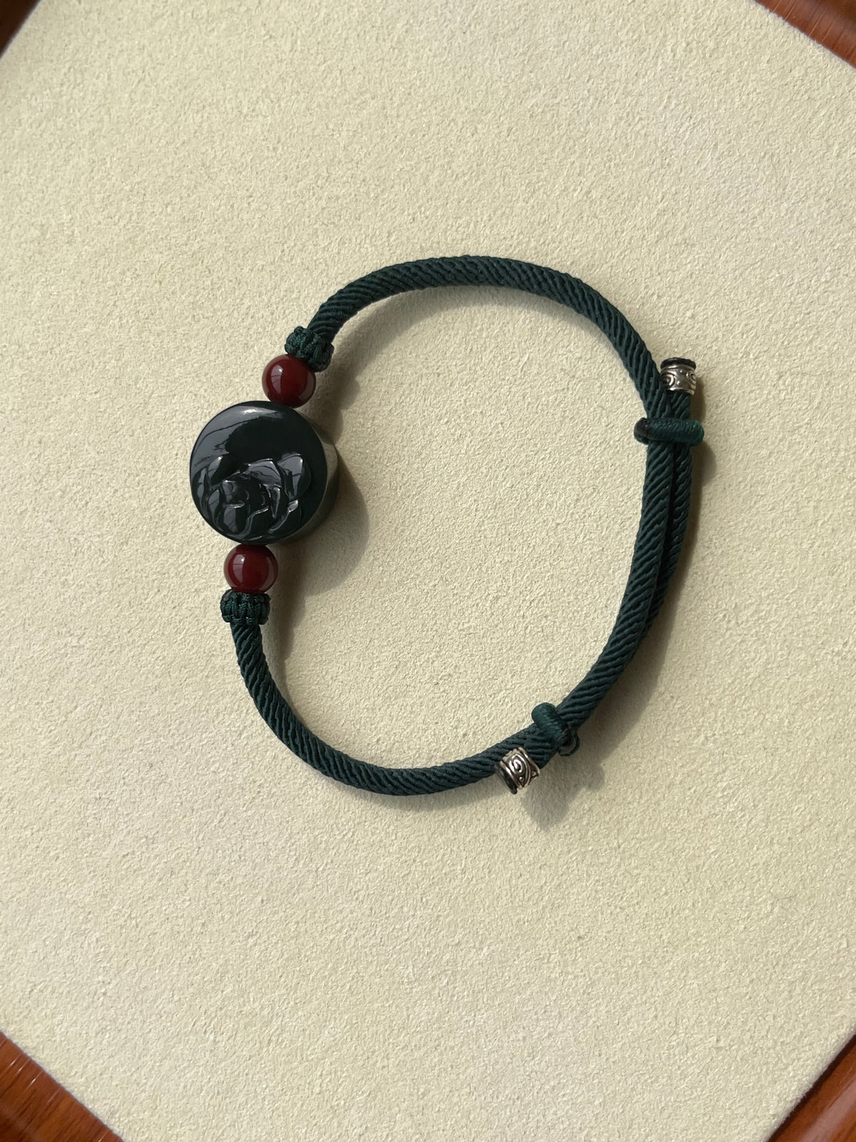 Hand Carved Drak Green Hetian Jade Lotus Bracelet | 手雕青玉一细荷花手牌