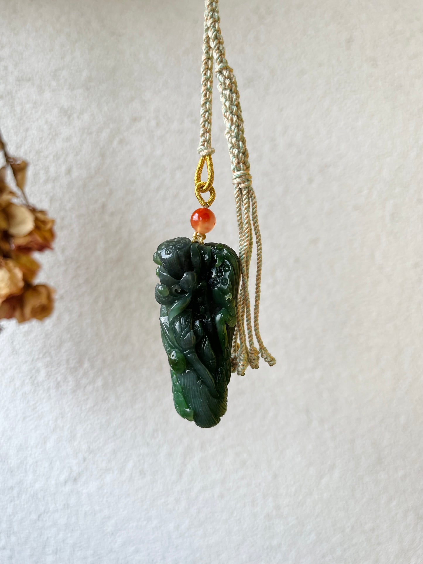 Hand Carved Green Hetian Jade Fish and Lotus Pendant, 手雕碧玉荷花鱼手把件