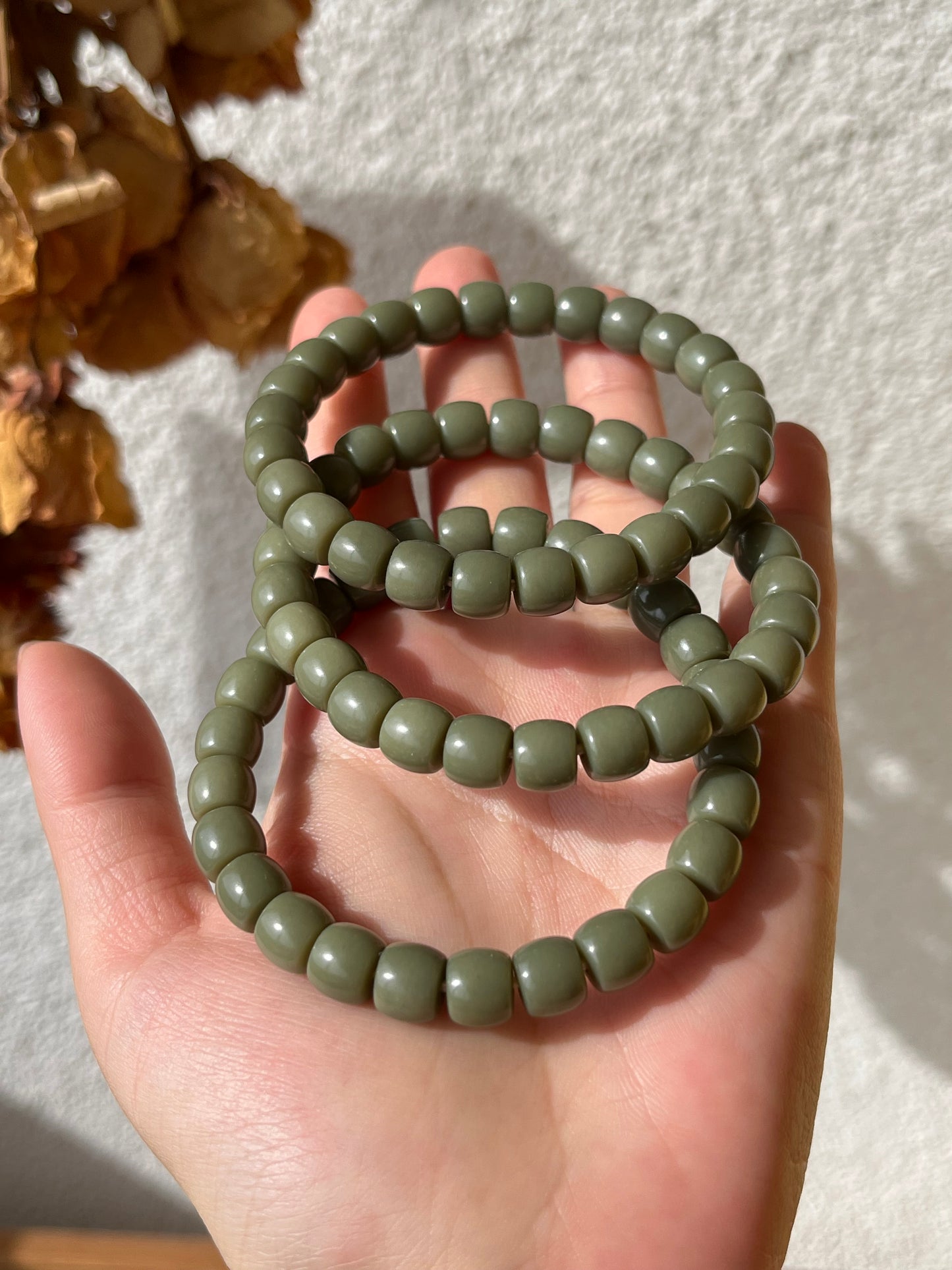 Straight Cut Elaeagnus Green Hetian Jade Beaded Bracelet (8mm x 6mm) | 和田沙枣青直切手串