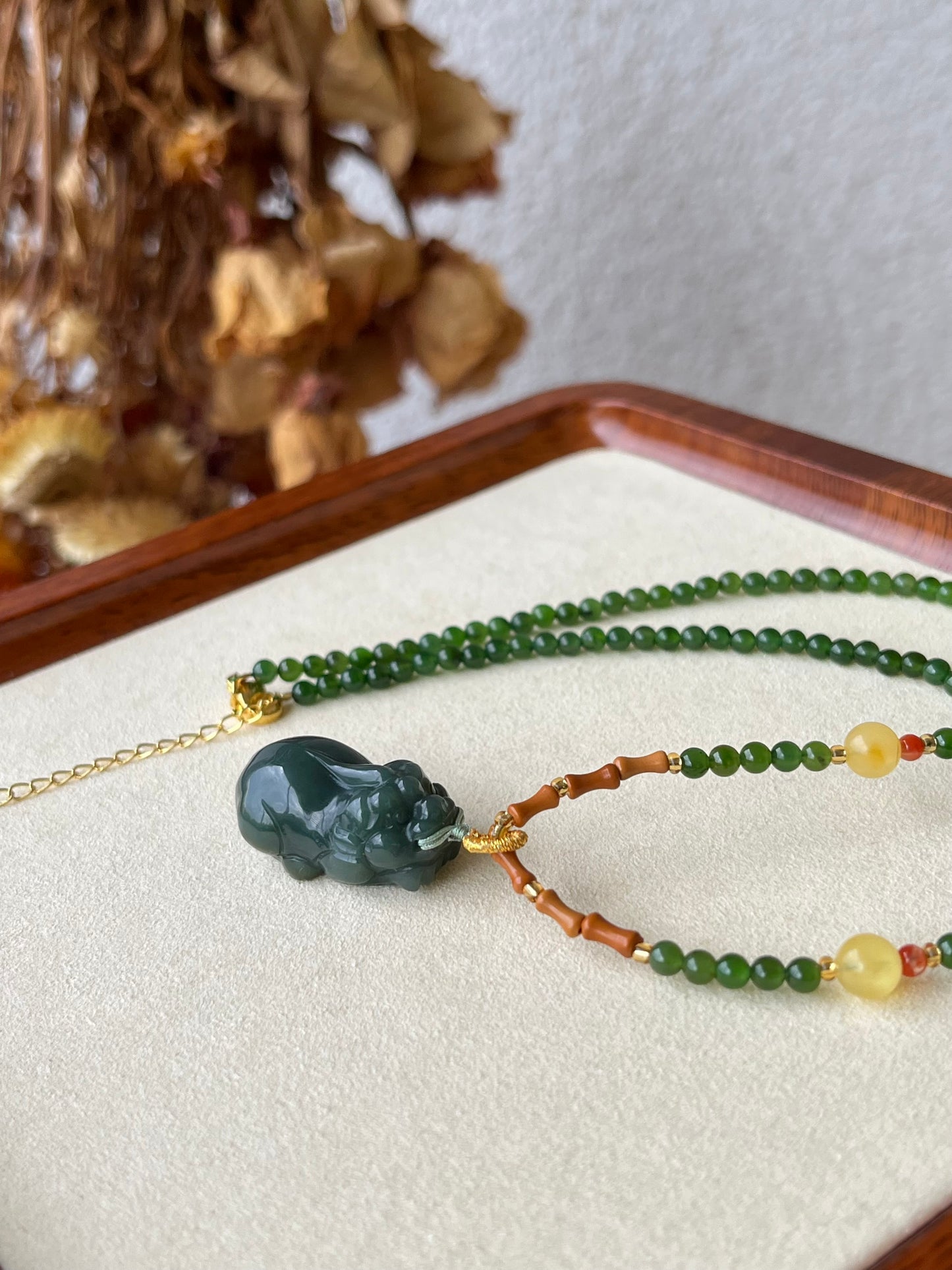 Hetian Green Jade Beaded Necklace with Hetian Jade Pixiu Pendant | 和田碧玉项链加湖水绿貔貅