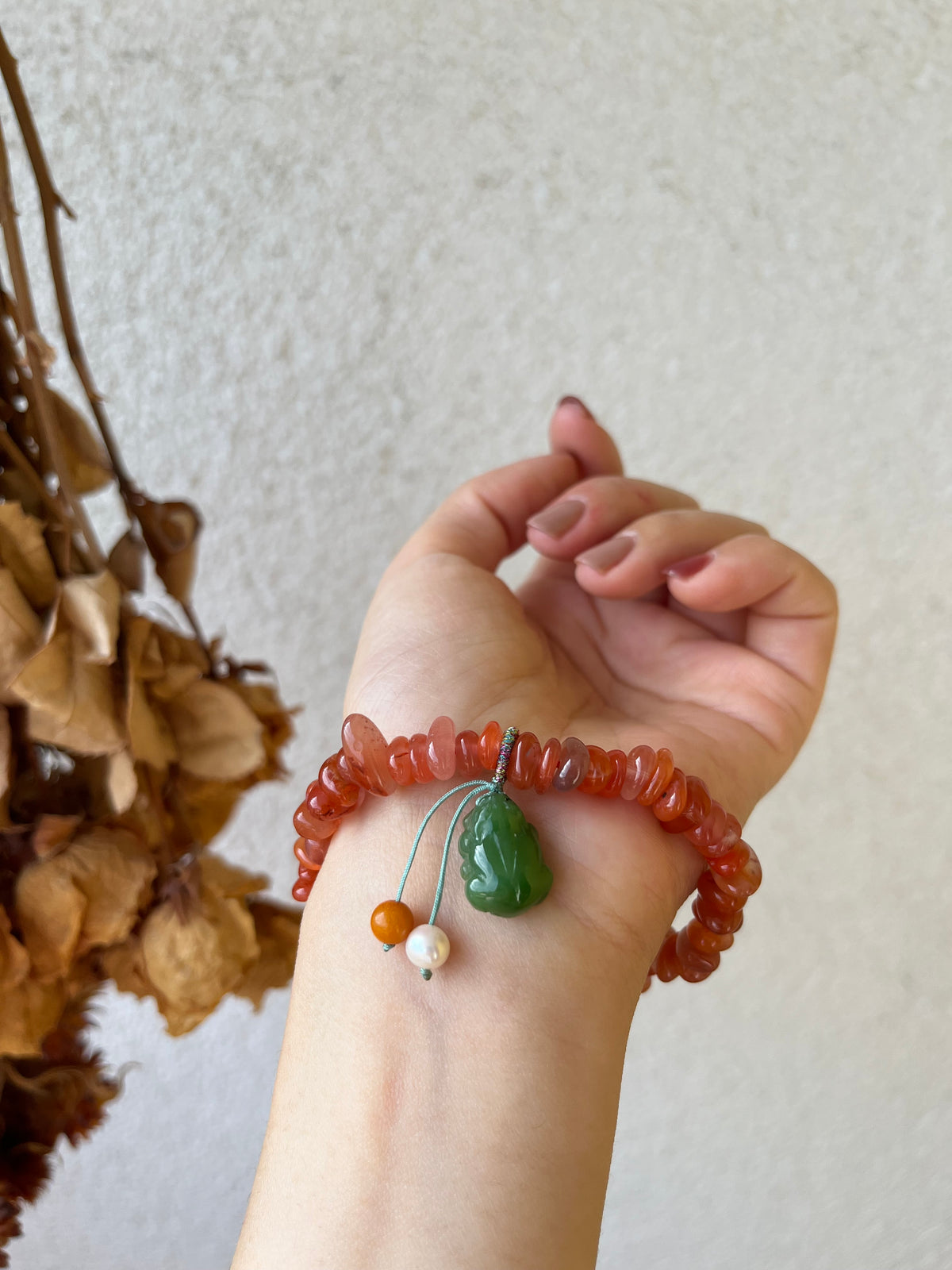 Irregular Shaped Nanhong Agate Beaded Bracelet with A Green Hetian Jade Pixiu