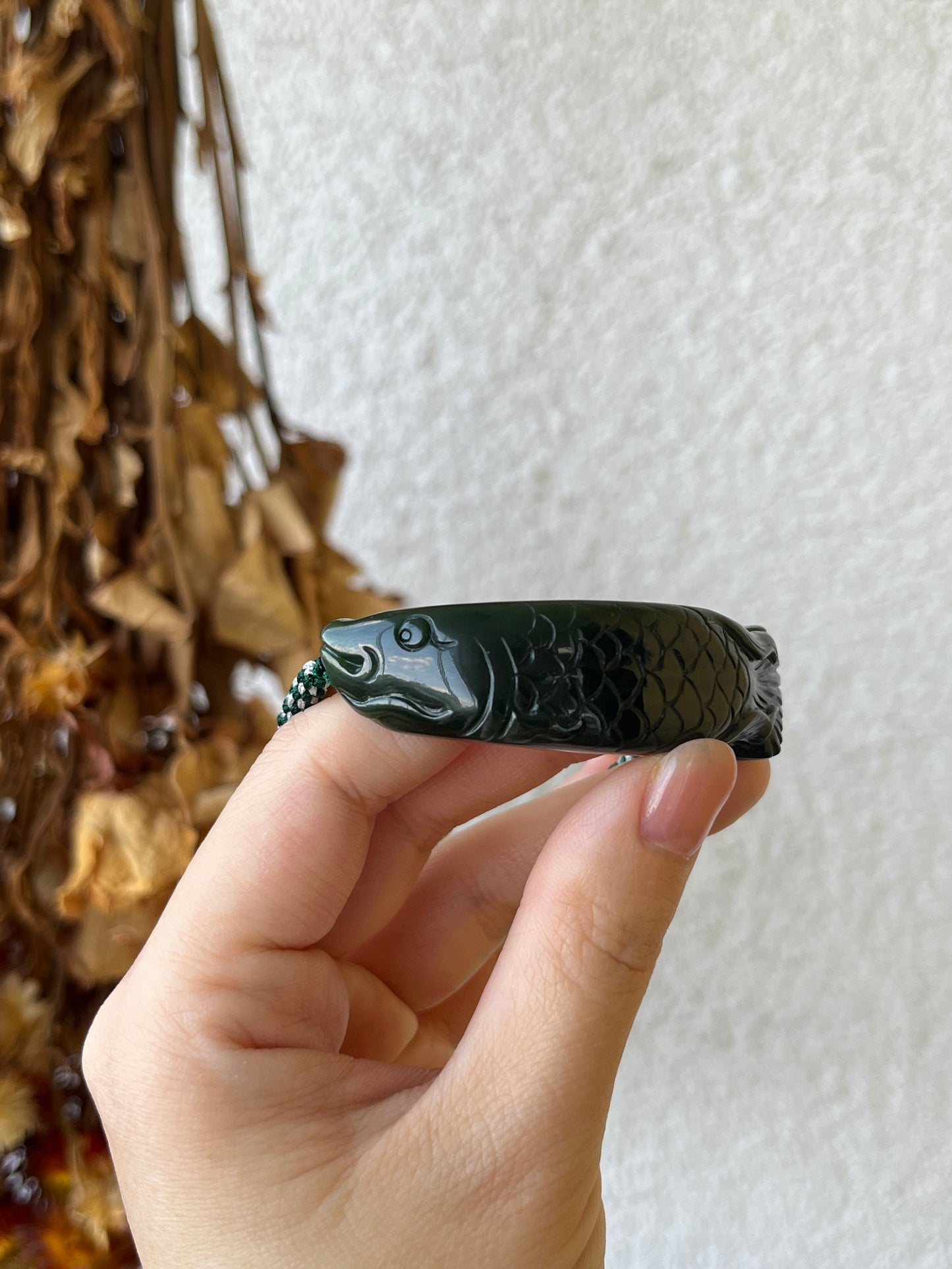 Handmade Bracelet with a Hand Carved Dark Green Hetian Jade Fish Pendant，碧玉红皮老料鱼手牌