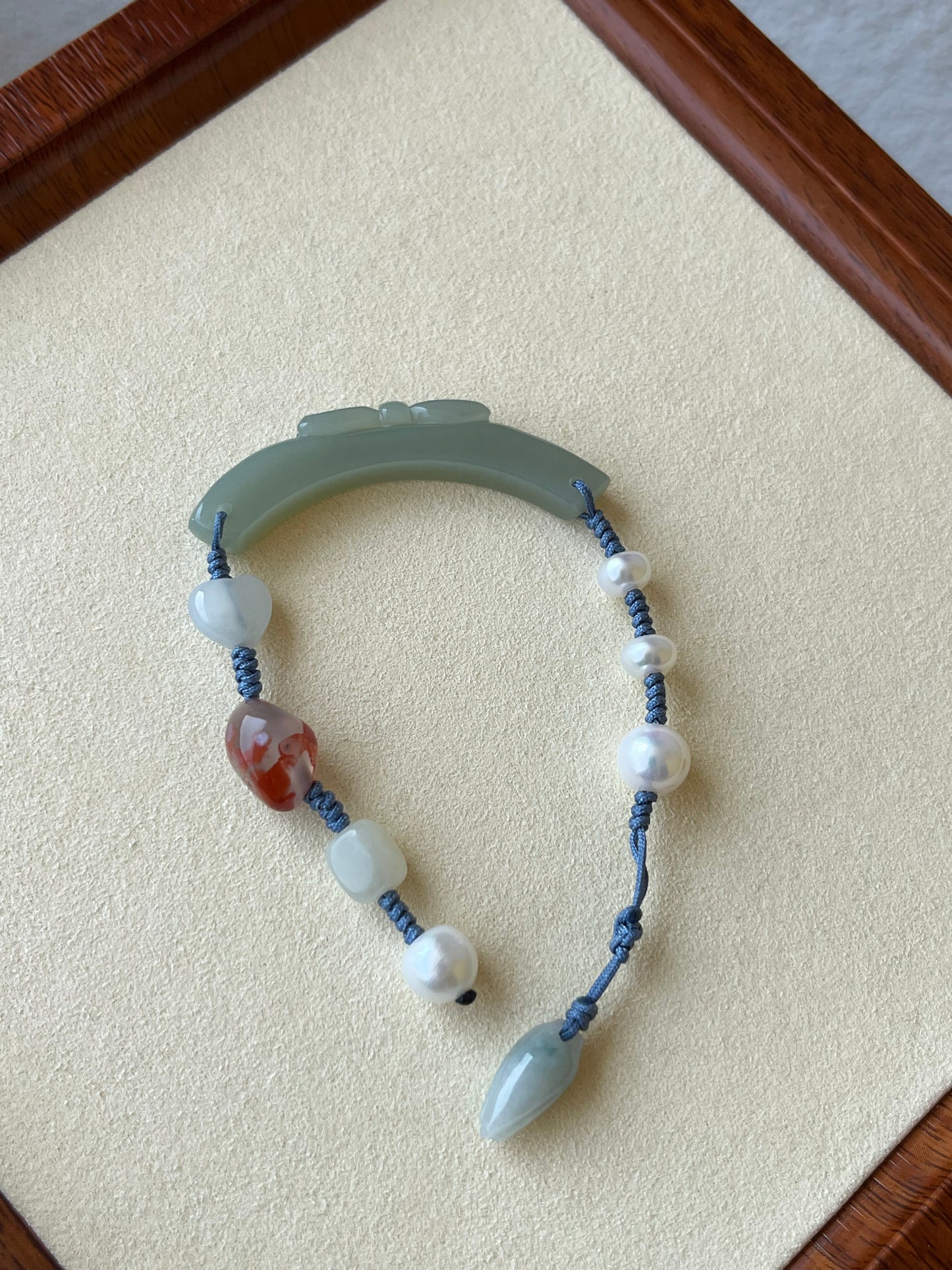 Blue Hetian Jade Bow Bracelet | 设计款和田且末蓝蝴蝶结手绳