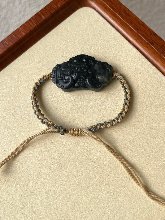 Gray Hetian Jade Beast Face Bracelet | 和田青花兽面手牌