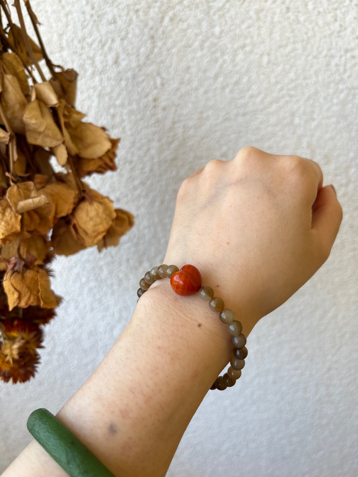 Bracelets with Red Agate Heart | 红玛瑙屁桃手串