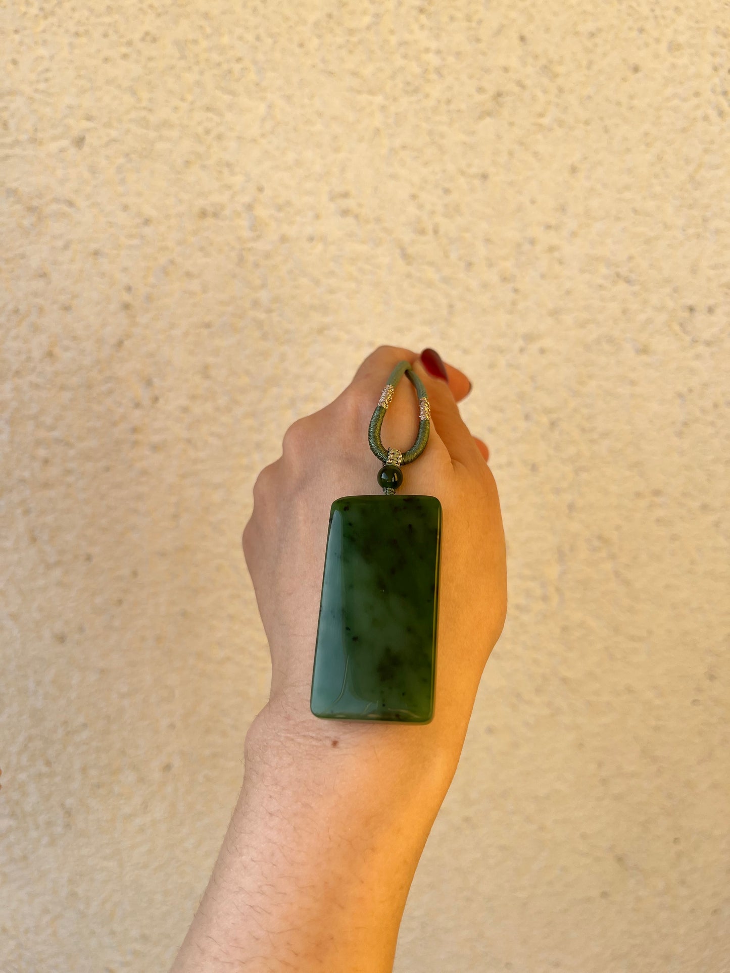 Necklace with a Green Hetian Jade Flat Pendant，和田老矿碧玉无事牌