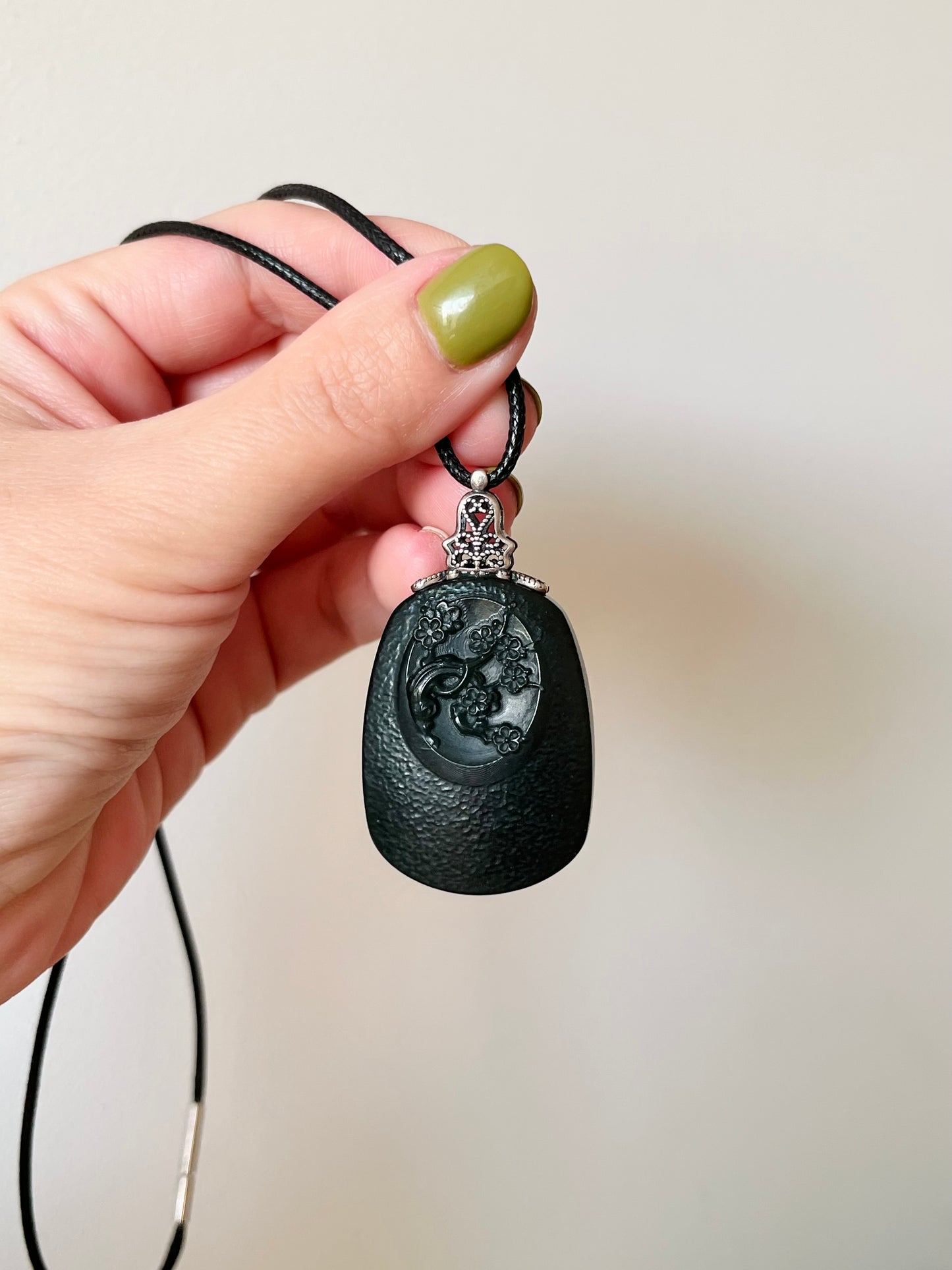 Vintage Style Carved Hetian Jade Plum Blossom Pendant, 和田青玉复古银扣头梅花牌