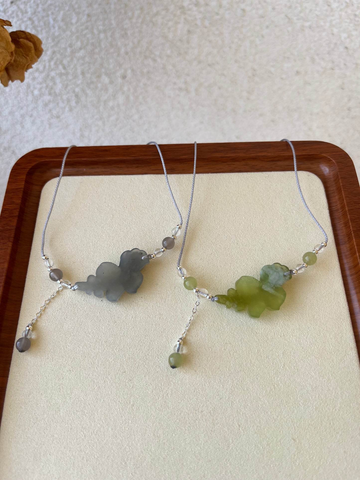 Xiu Jade Rose Necklace | 岫玉玫瑰锁骨项链