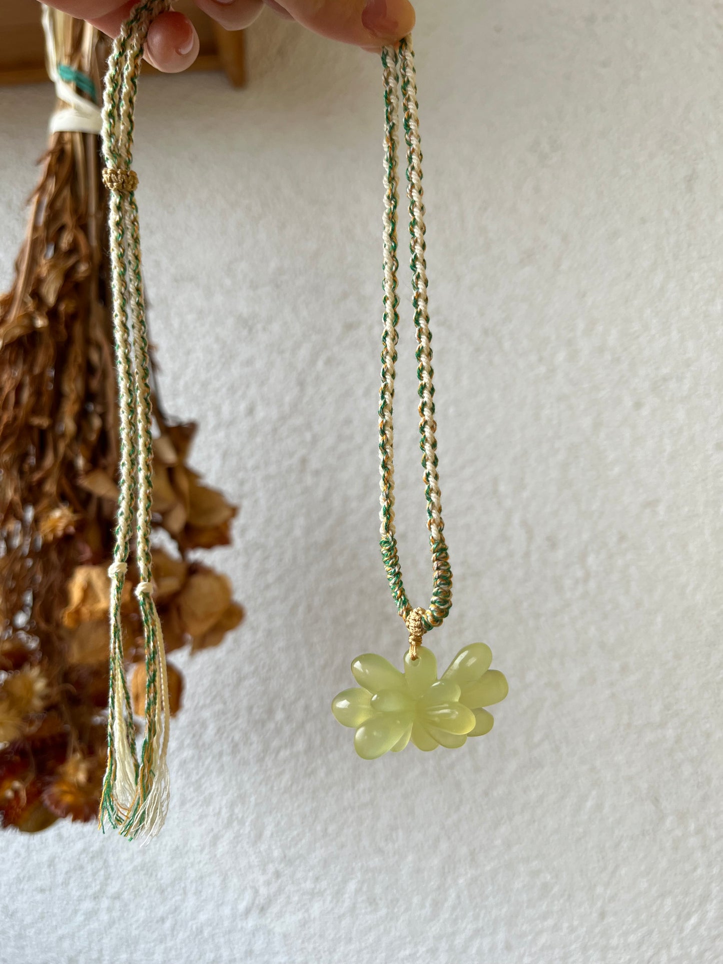 Hand Craved Icy Green Xiu Jade Succulent Pendant | 手雕冰透岫玉多肉