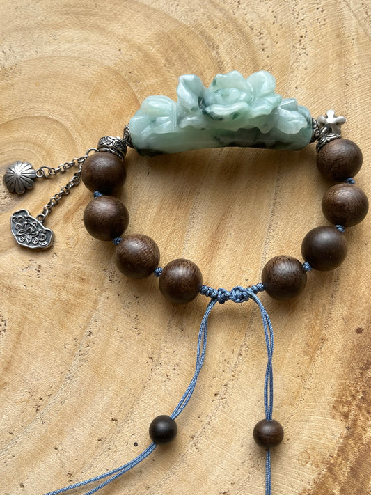 Handwoven Bracelet with a Hand Carved Jadeite Peony Flower and 12mmm Agarwood Beads, 手编沉香翡翠牡丹手牌