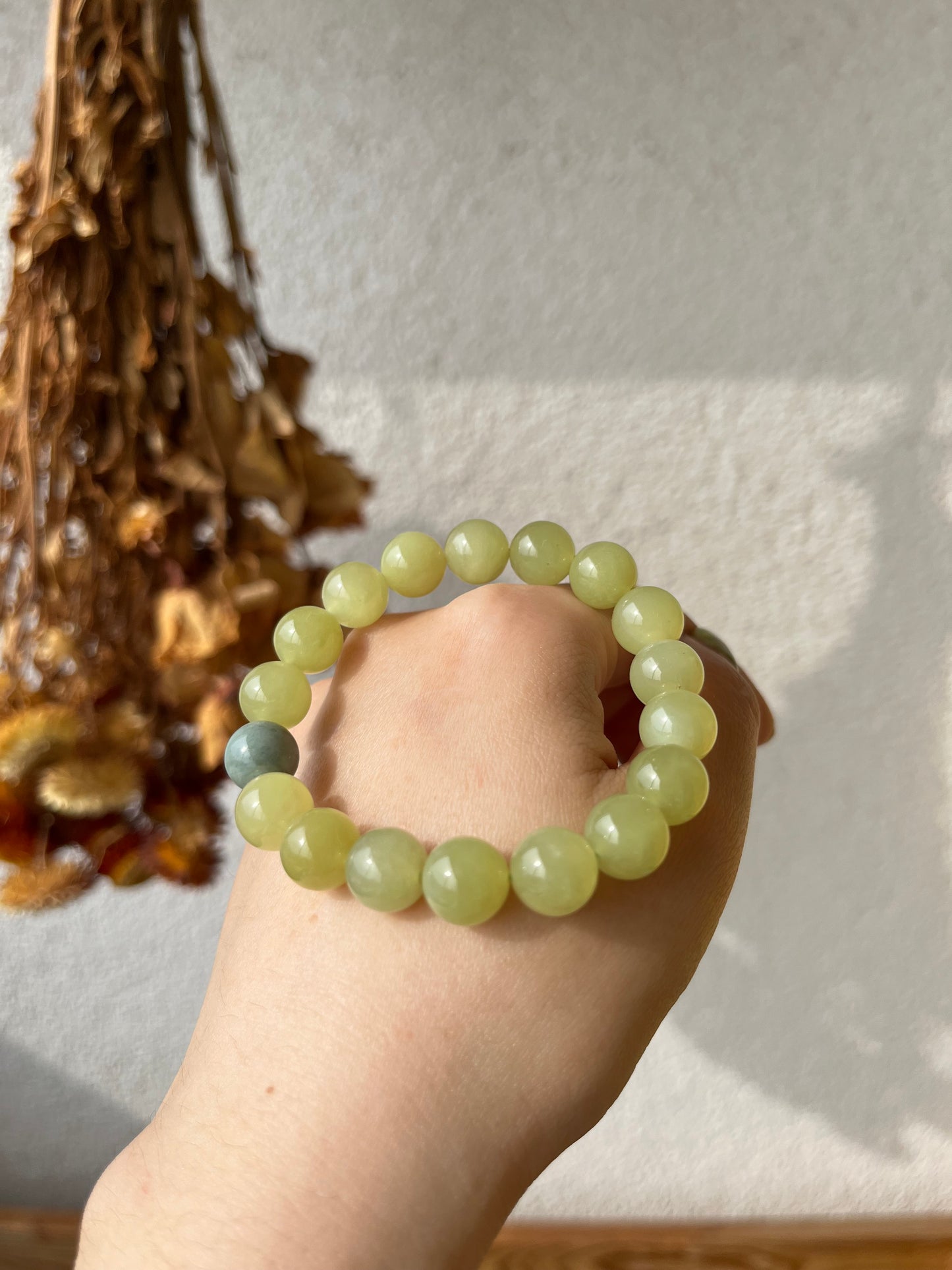 Yellow Hetian Jade Bracelet 10mm | 和田黄口带蓝皮珠手串