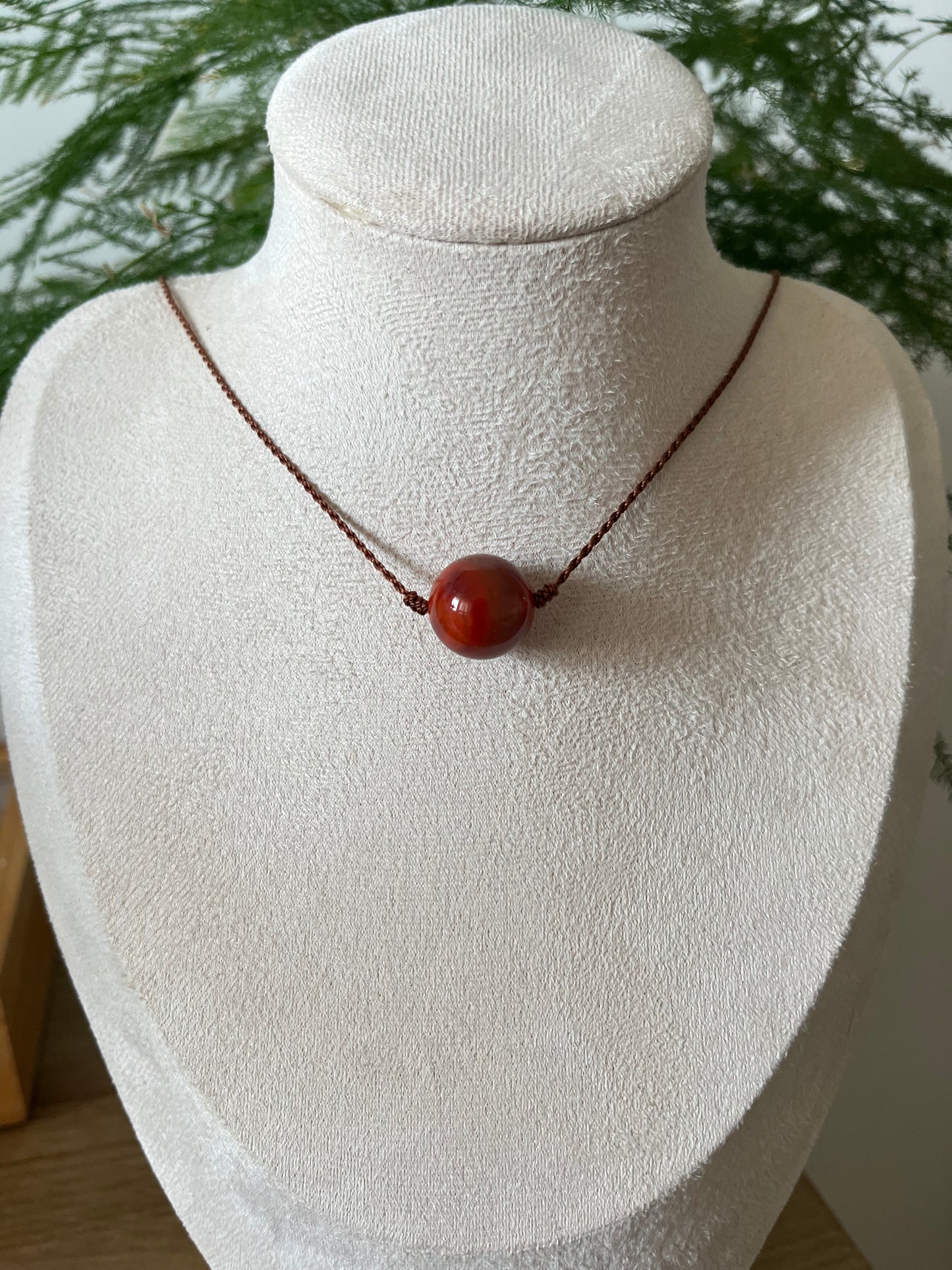 Frame Pattern Nanhong Agate Single Bead (16mm) Necklace | 南红火焰纹单珠路路通项链
