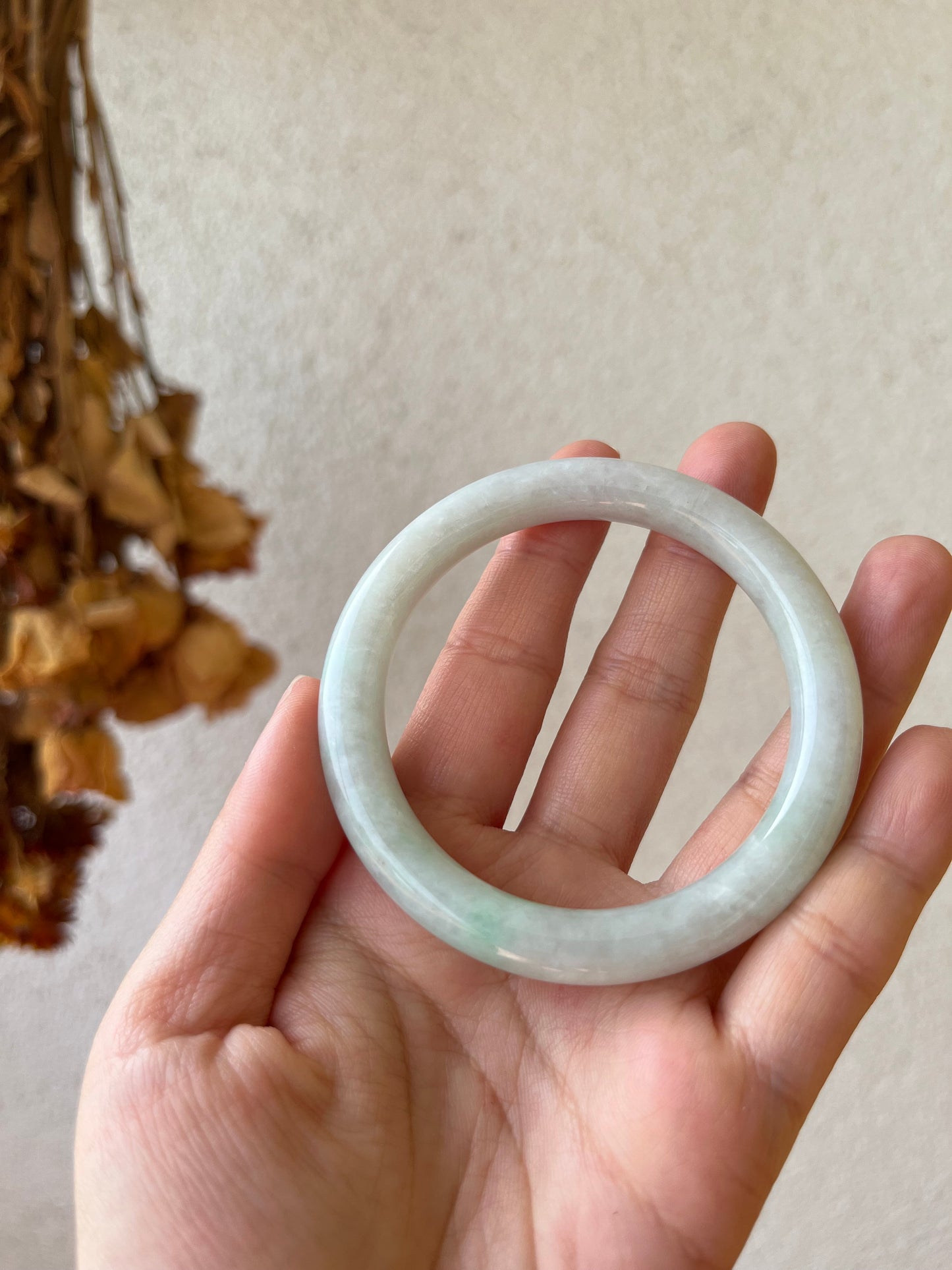 Natural White Jadeite Bangle 52mm, 翡翠圆条手镯