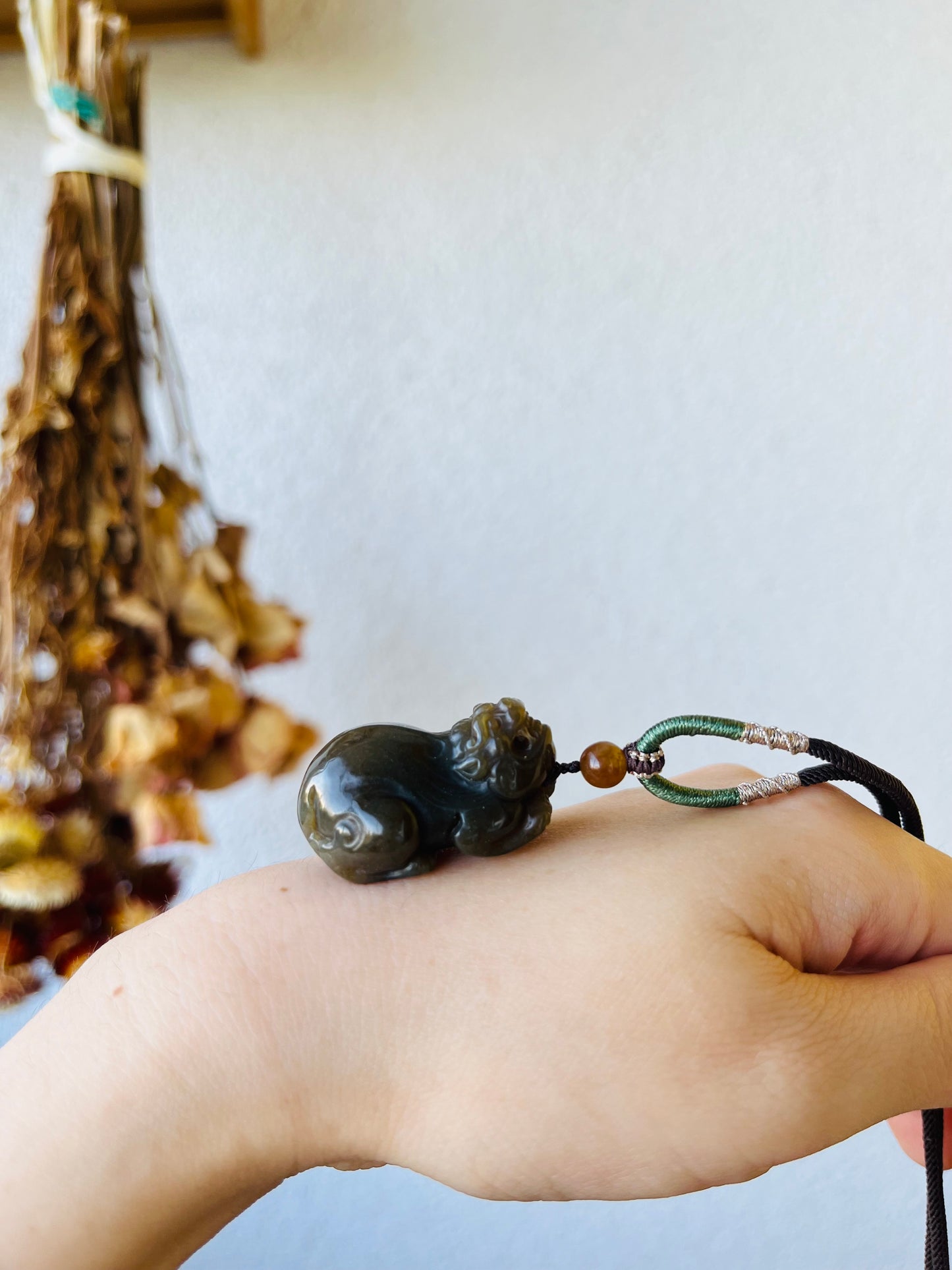 Hand Carved Brown Hetian Jade Chinese Pixiu Pendant, 手雕和田糖玉胖貔貅