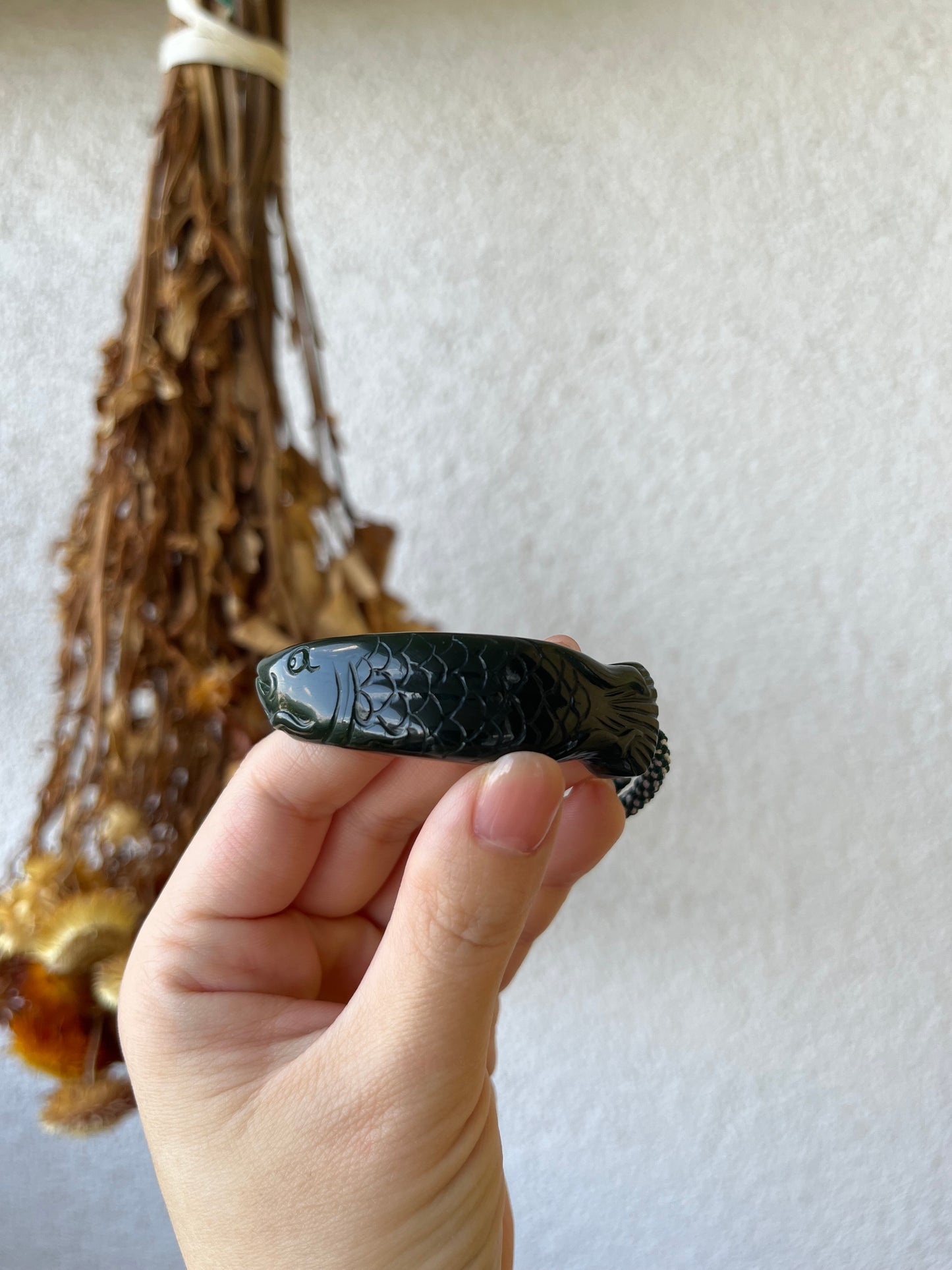 Handmade Bracelet with a Hand Carved Dark Green Hetian Jade Fish Pendant，碧玉红皮老料鱼手牌