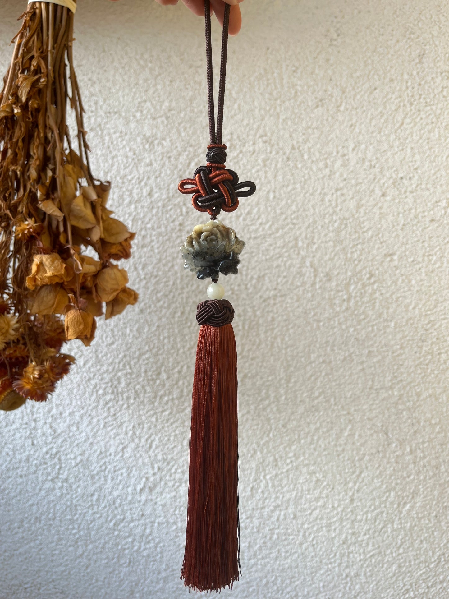 Xiu Jade Peony Car Hanging | 岫玉牡丹车挂
