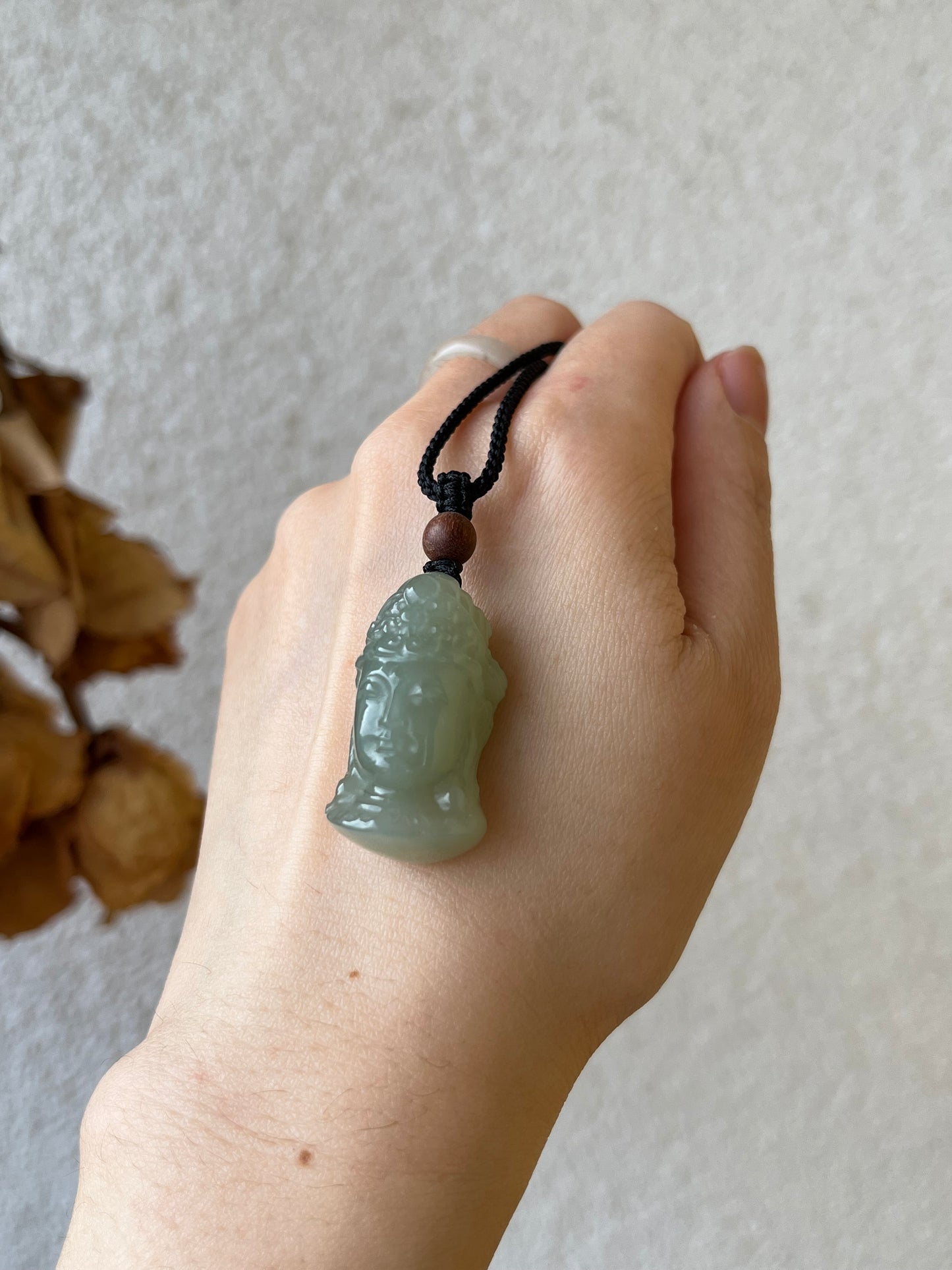 Hetian Jade Guanyin / Kwan Yin Head | 和田玉观音头吊坠