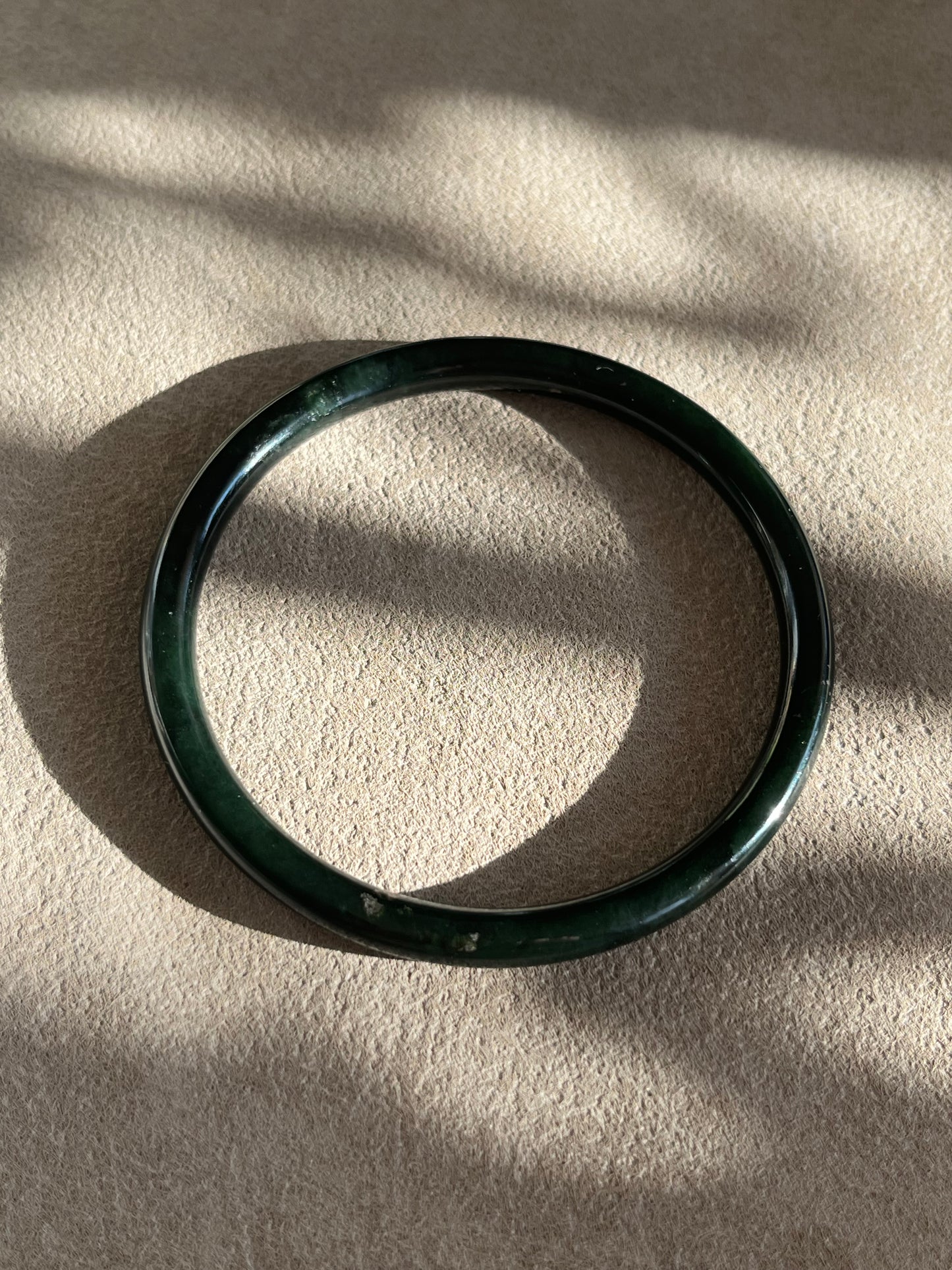 Dark Greenish-black Hetian Jade Slim Bangle 62mm | 和田黑青叮当镯