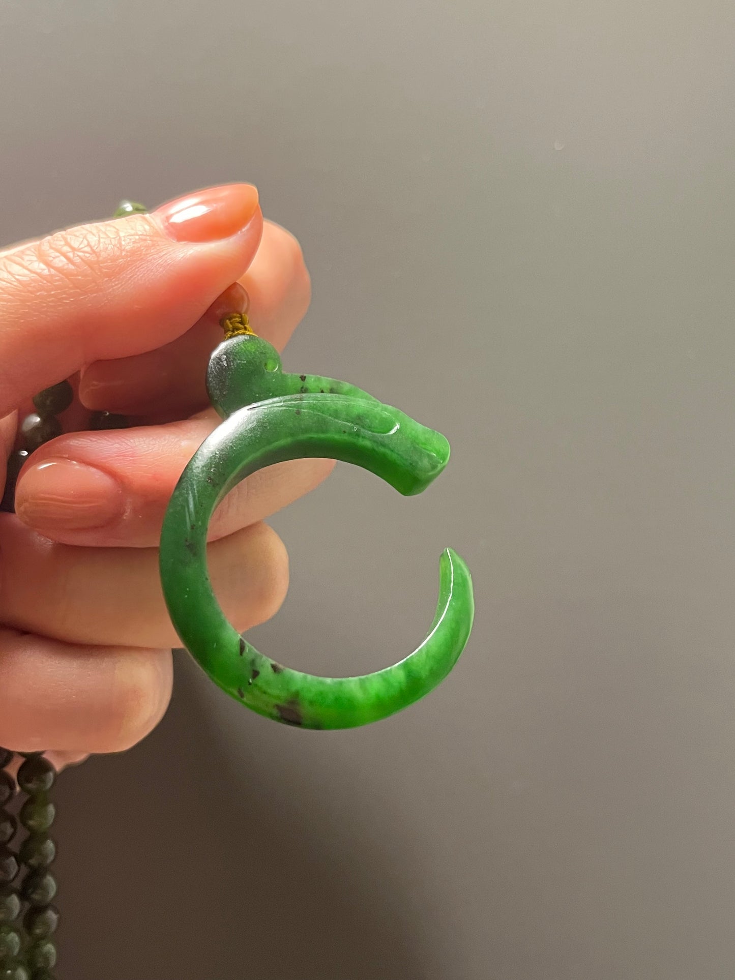 Red-skinned old mine Green Hetian Jade Pig Dragon Set, 红皮老矿俄碧玉猪龙套链