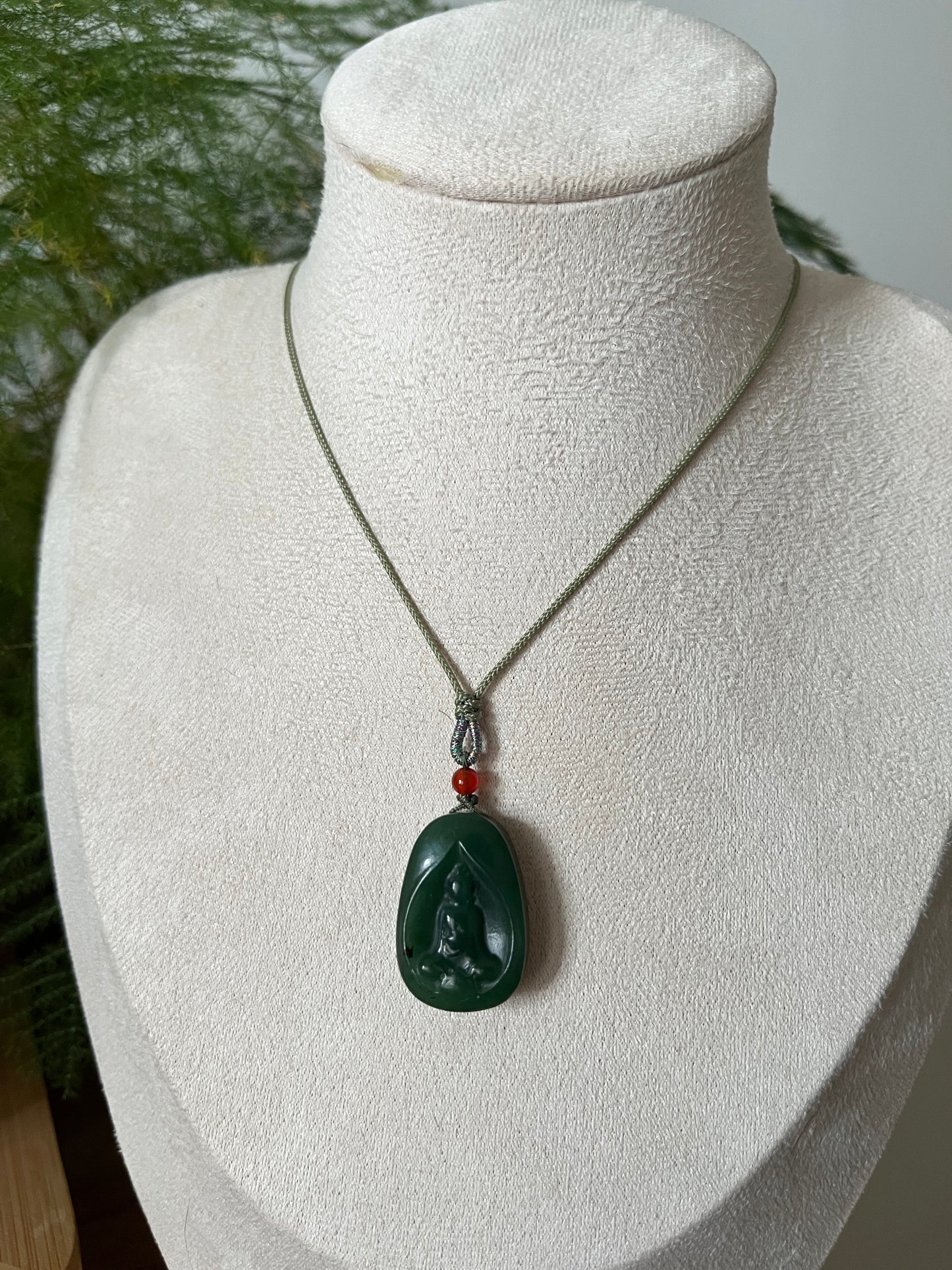 Green Hetian Jade Enlightenment Pendant | 和田碧玉悟道