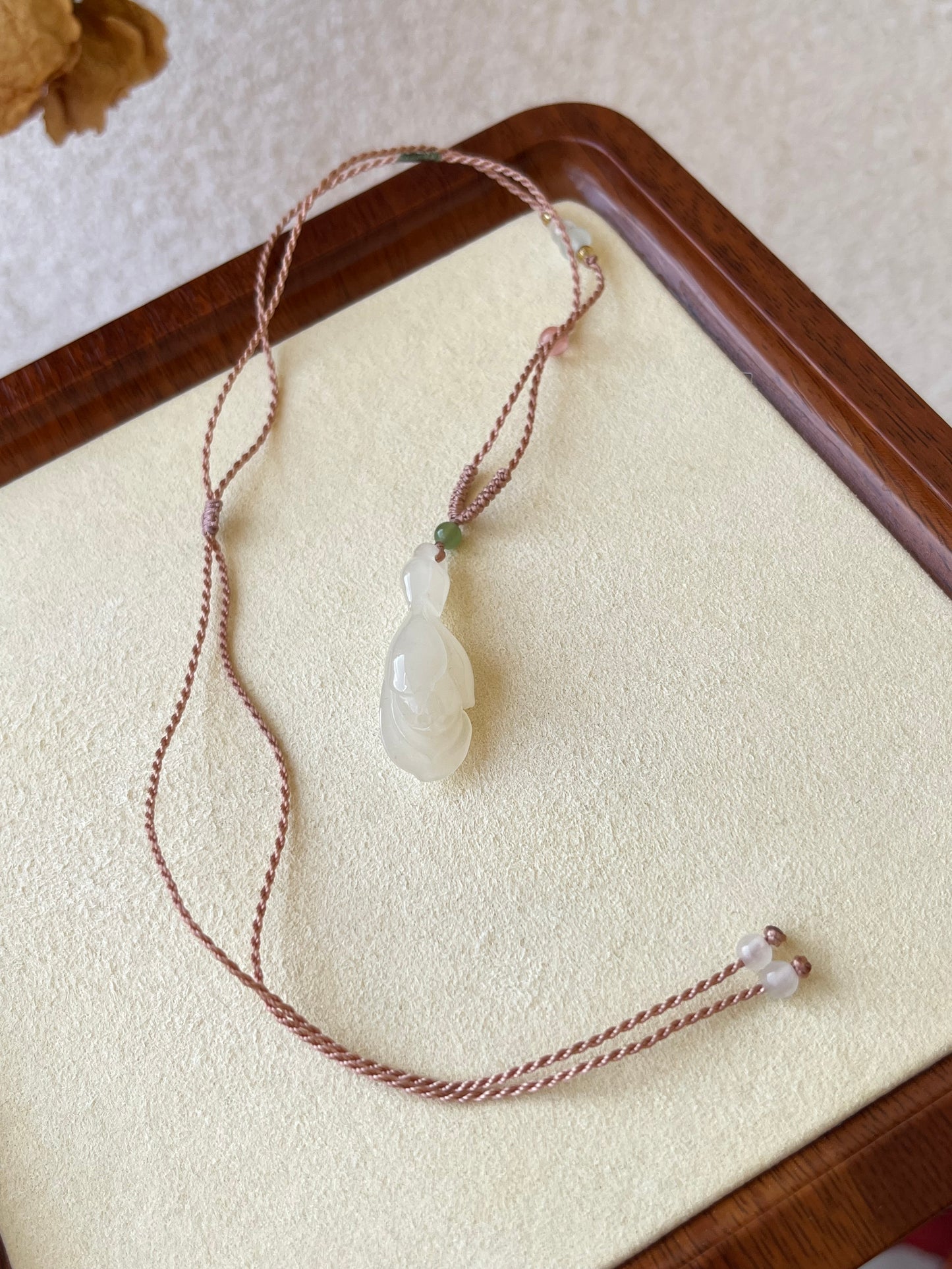 Hand Carved Icy Pink Hetian Jade Magnolia | 手雕和田冰粉玉兰