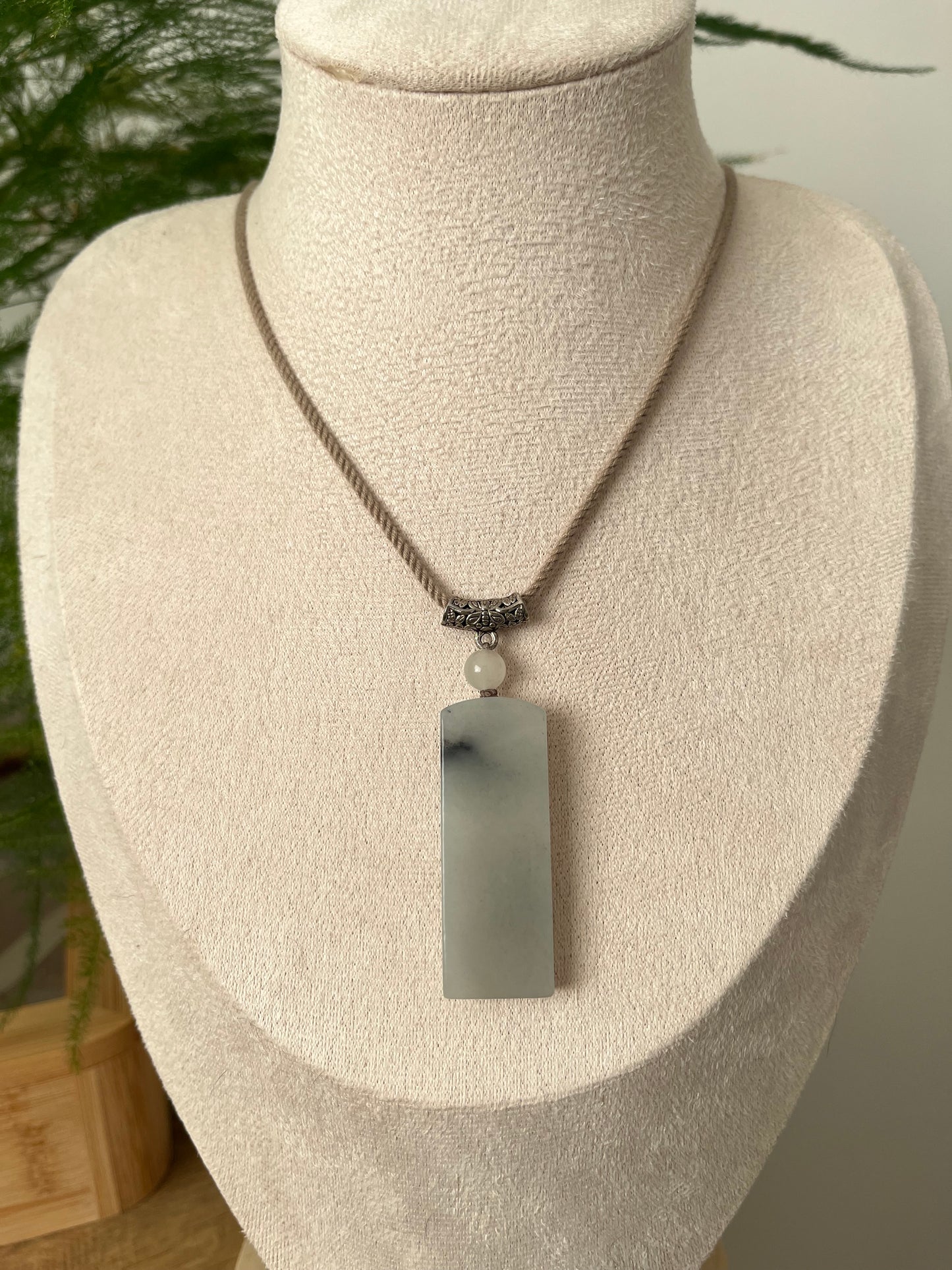 Qinghua Hetian Jade Flat Pendant | 和田青花意境小无事牌