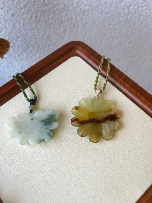 Hand Carved Xiu Jade Magnolia, Daisy