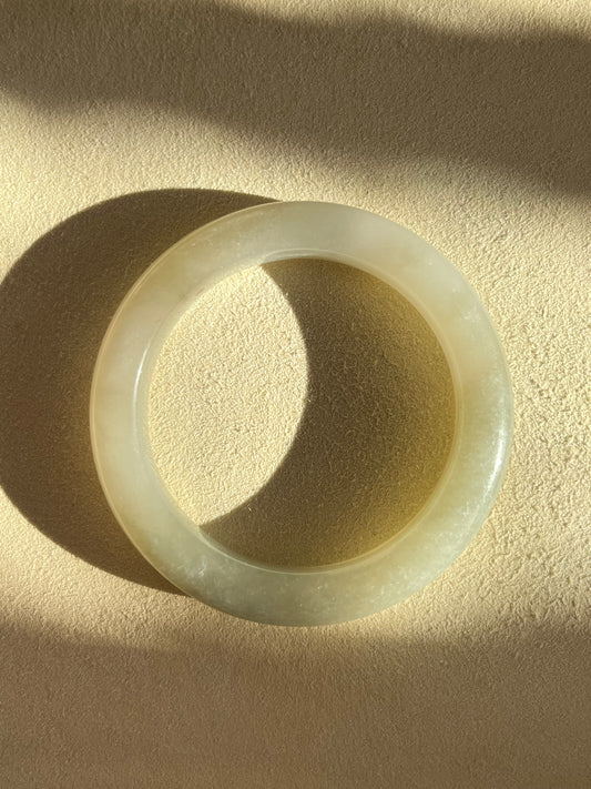 Hetian Jade Bangle 56mm | 和田晴水手镯