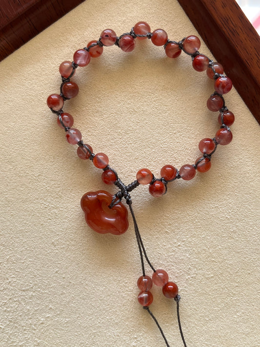 Handmade Nanhong Agate Bracelet | 手编南红手绳