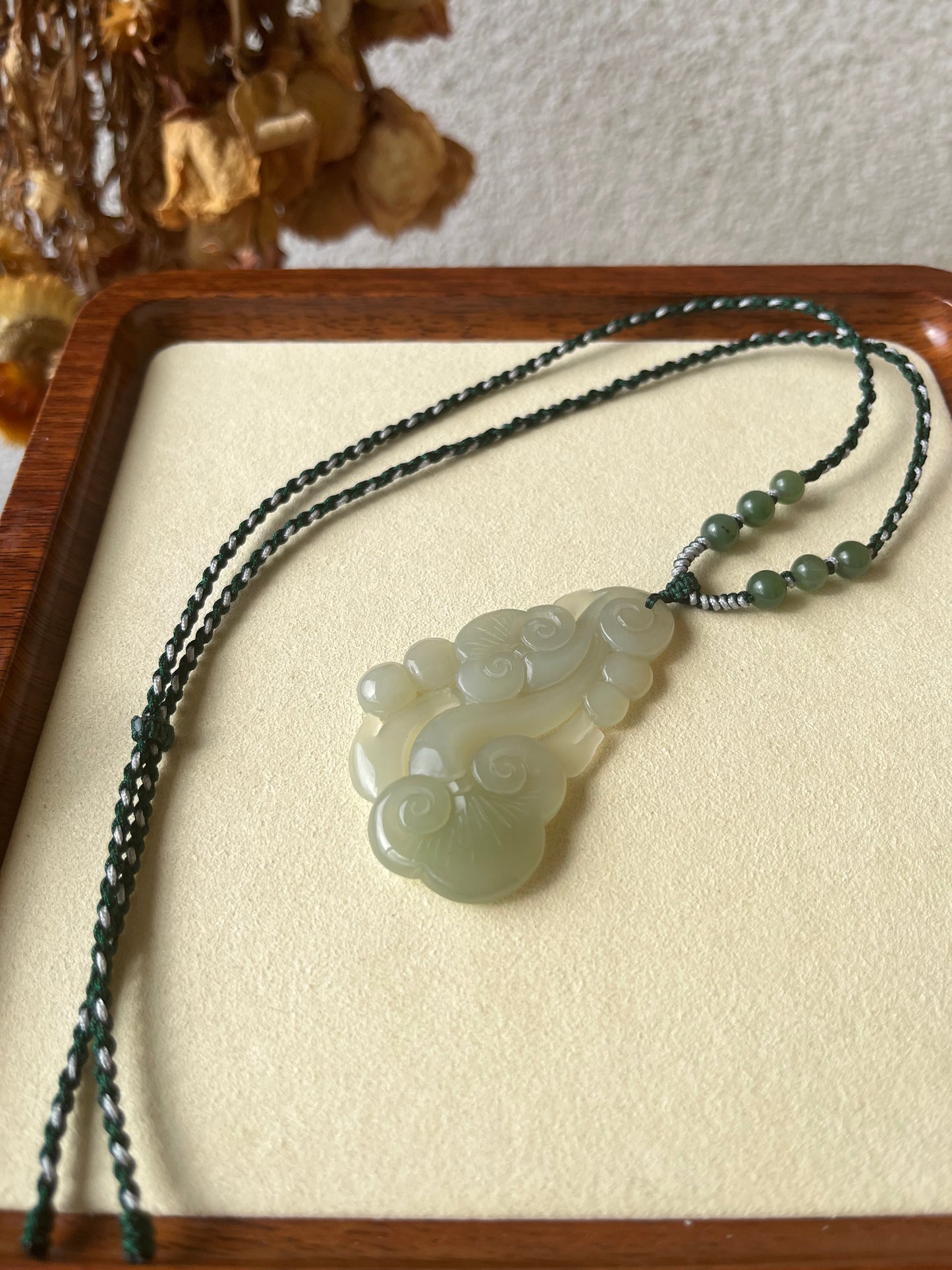 Hand Carved Hetian Jade Ruyi Pendant | 手雕青海晴水微带翠如意吊坠