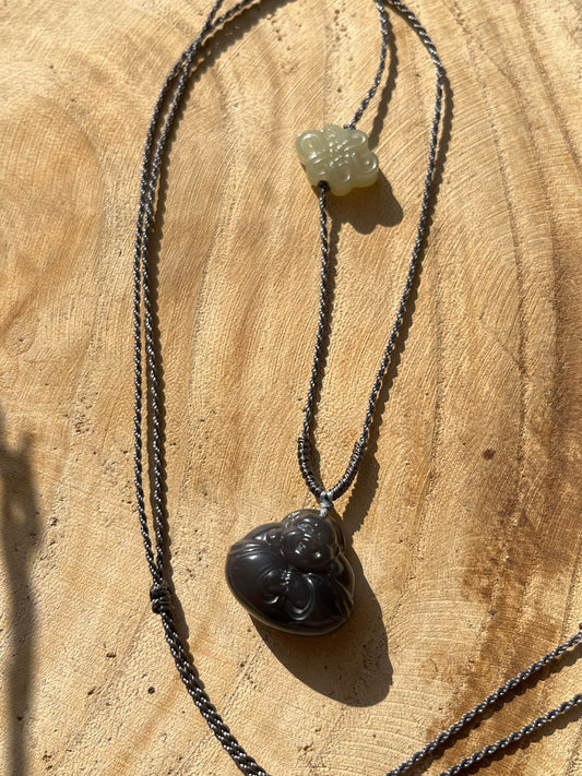 Dark Purple Hetian Jade Laughing Buddha, 和田帝王紫抱抱佛